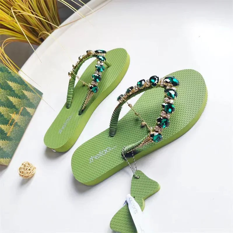 Comfortable and Fashionable All-match Beach Shoes Non-slip Soft Bottom Casual Flip-flops Rhinestone Chain Flat Slippers