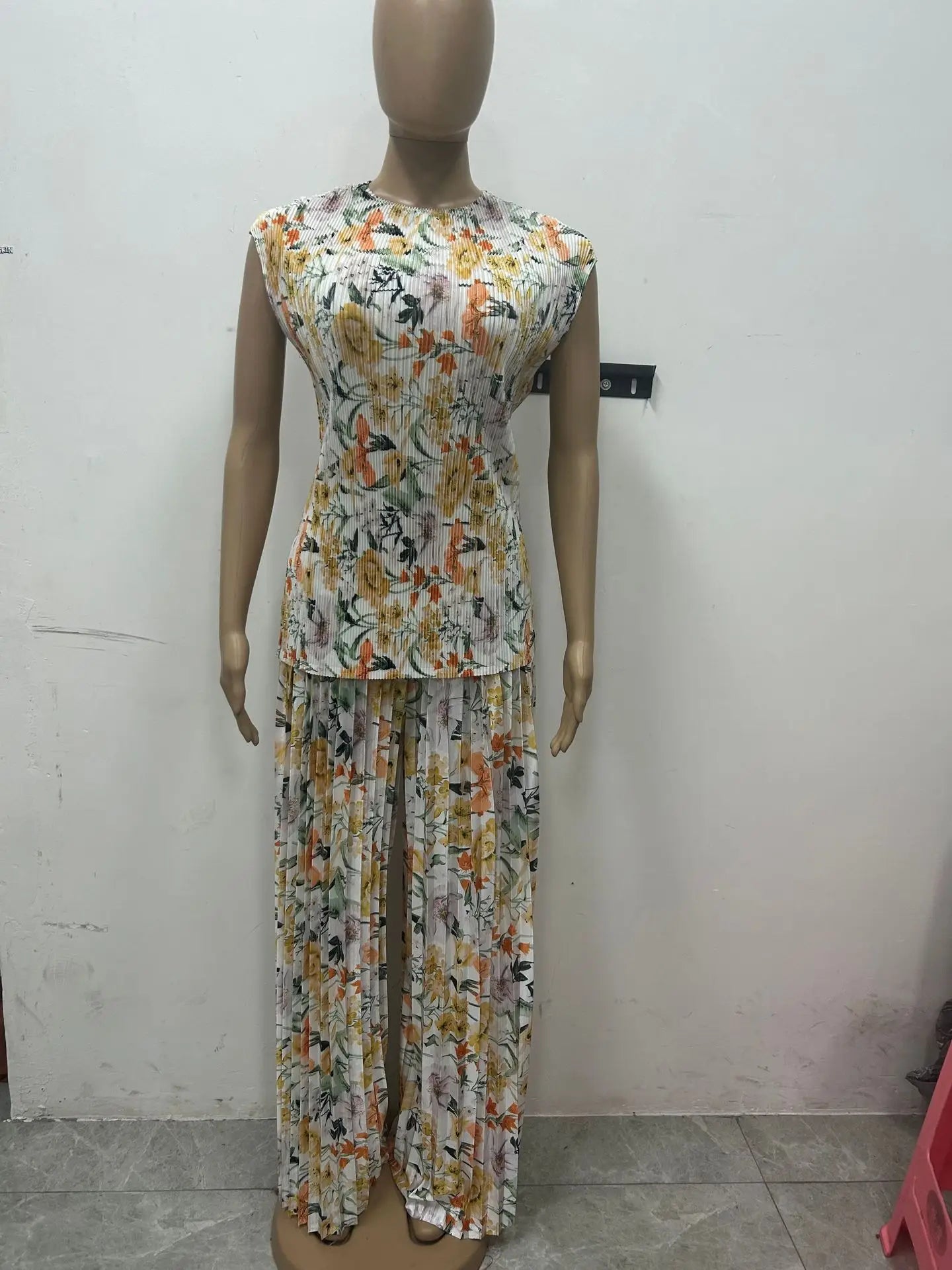 CM.YAYA Women Set Floral Print Short Sleeve Pleated T-Shirt + Wide Leg Pants 2025 Street Sexy Two 2Piece Sets Outfits Tracksuit Yellow