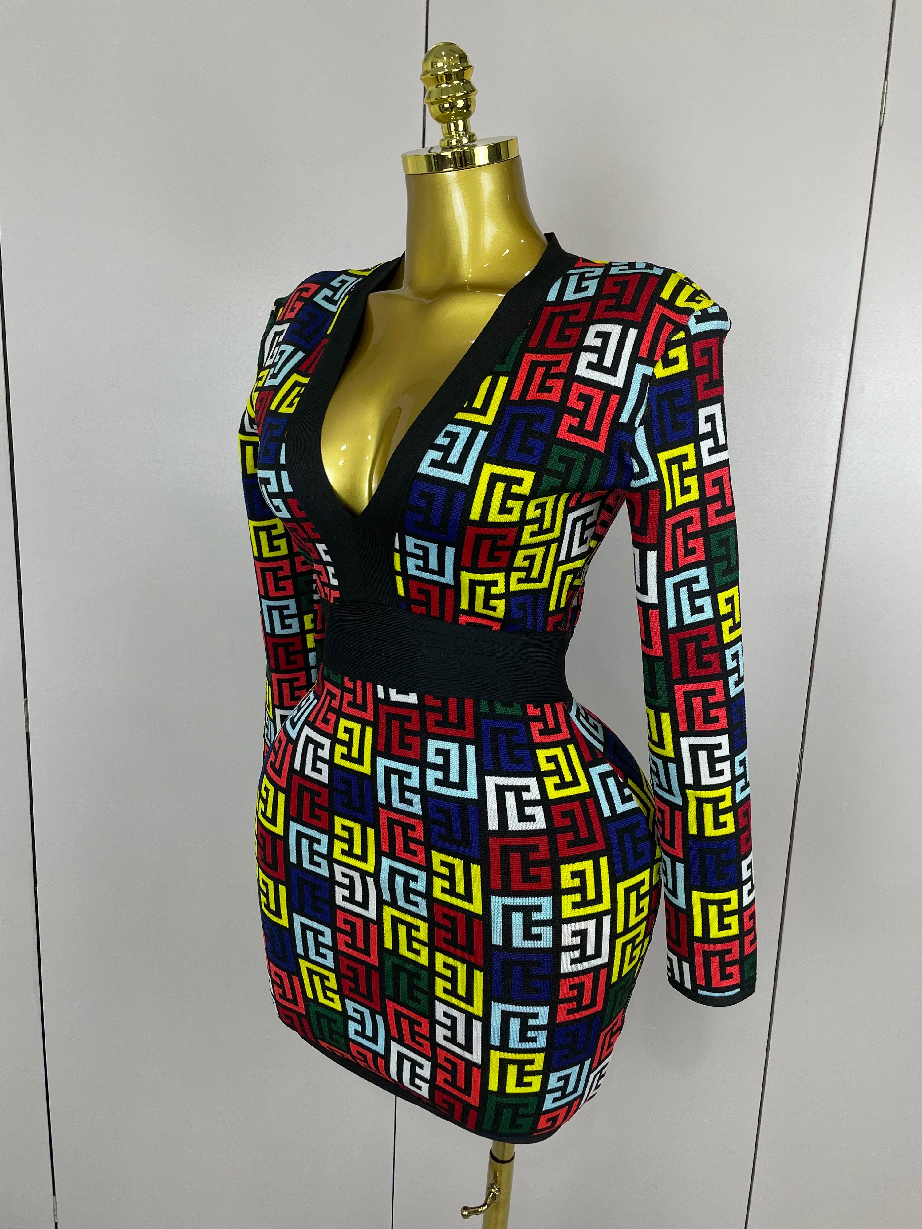 Sexy V-Neck Long Sleeve Bodycon Jacquard Short Bandage Dress 2025 Women Elegant Evening Luxury Birthday Party Cocktail Outfit