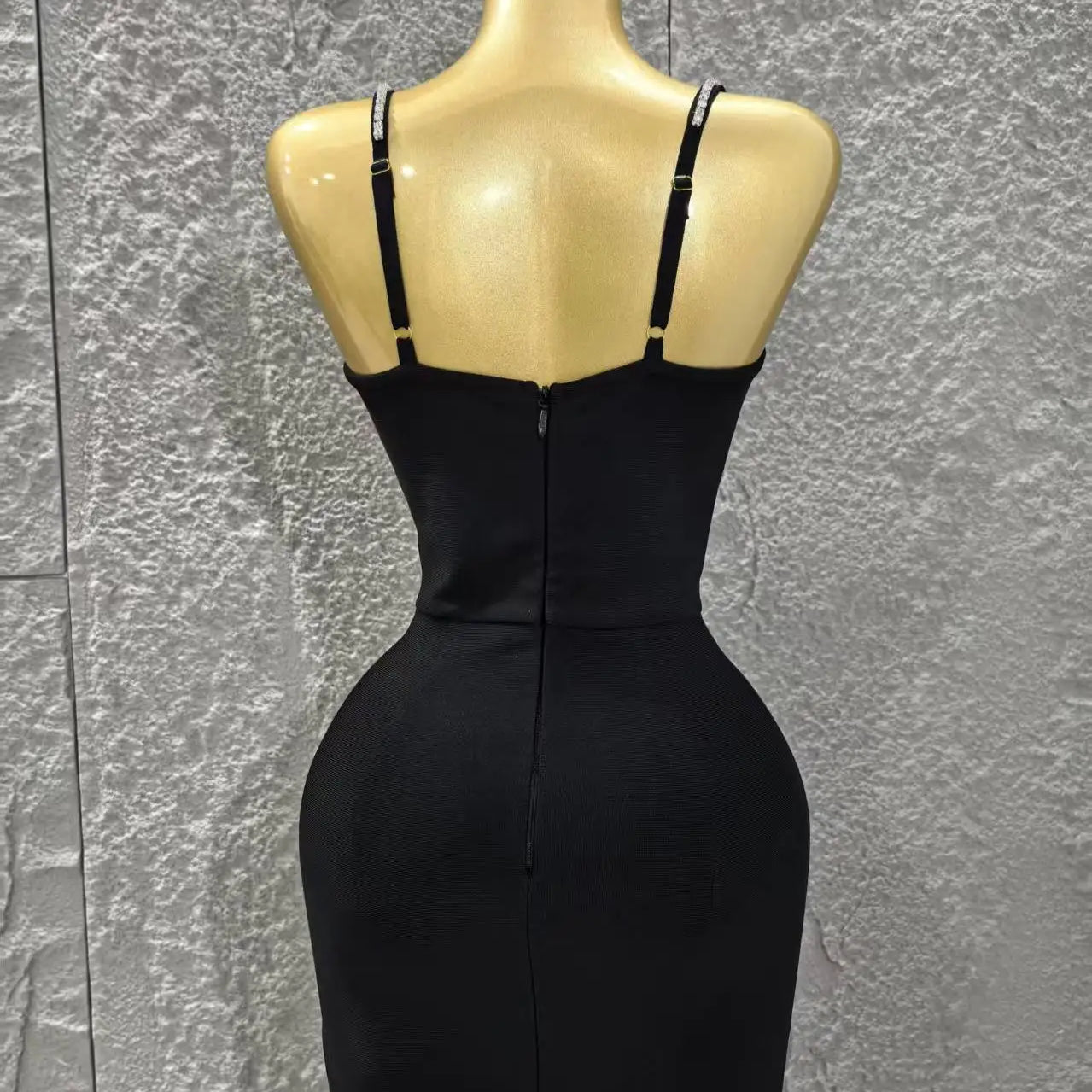 Hot Sale Women Sleeveless Sexy Strap Shinning Diamond Bodycon Mini Bandage Dress Nightclub Party Celebrate Bar Singer Outfit