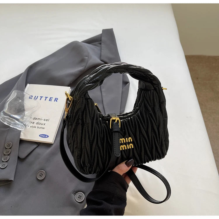 Chic Solid Color Crossbody Bag - Modern Vintage-Inspired Leather Handbag With Textured Finish & Adjustable Strap