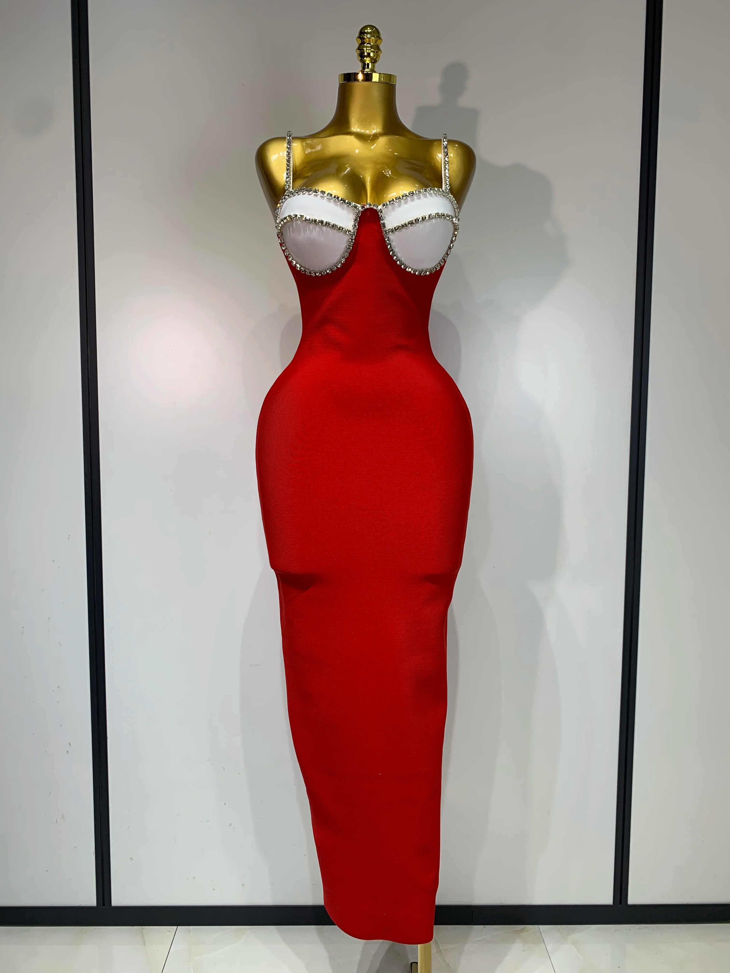 Women Sexy Backless Diamonds Red Maxi Long Bodycon Bandage Dress 2025 Celebrity Elegant Evening Club Luxury Birthday Party Dress