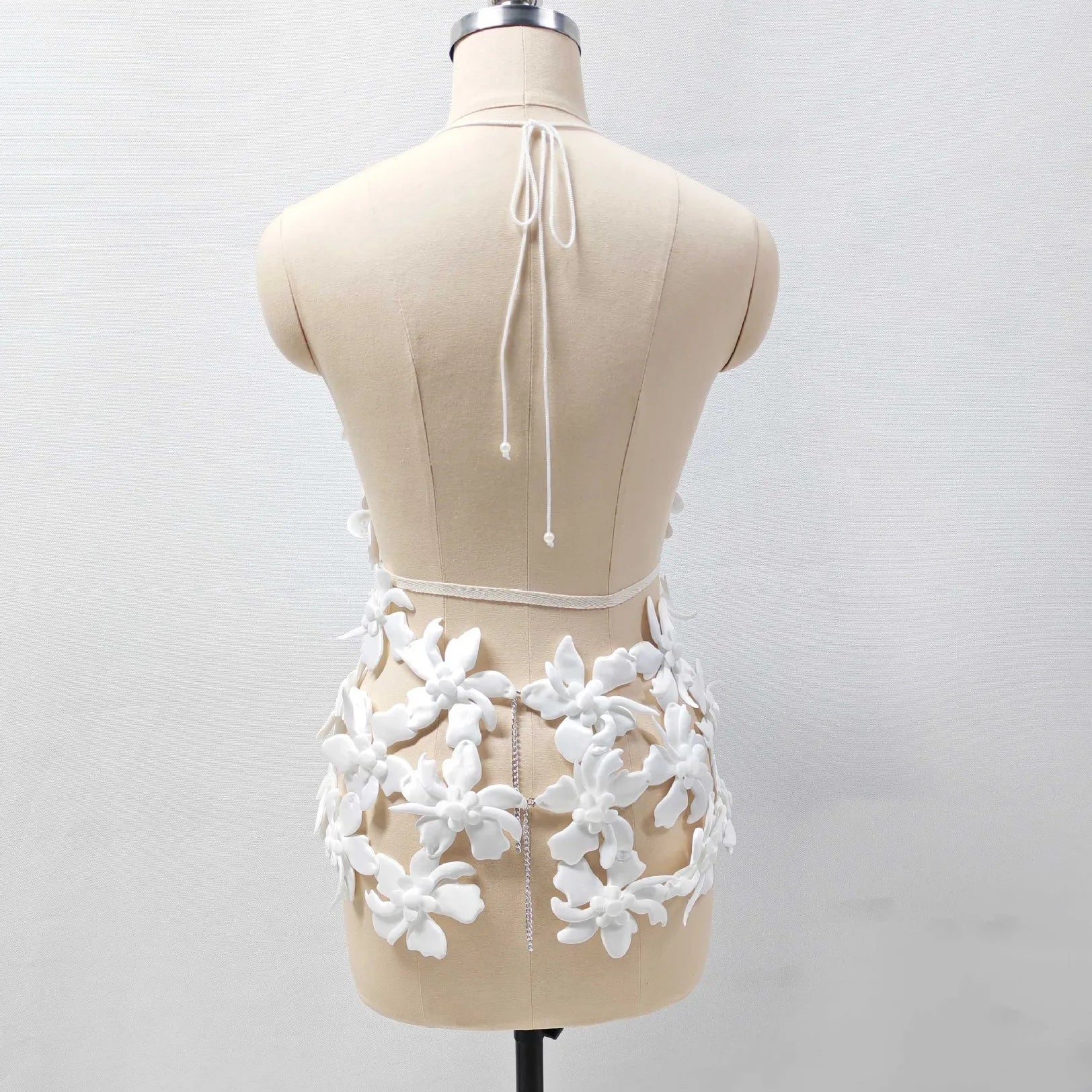 Fashion White Color Women Sexy Halter Hollow Out Bodycon Mini Dress Backless Fashion Nightclub Party Vacation Wear