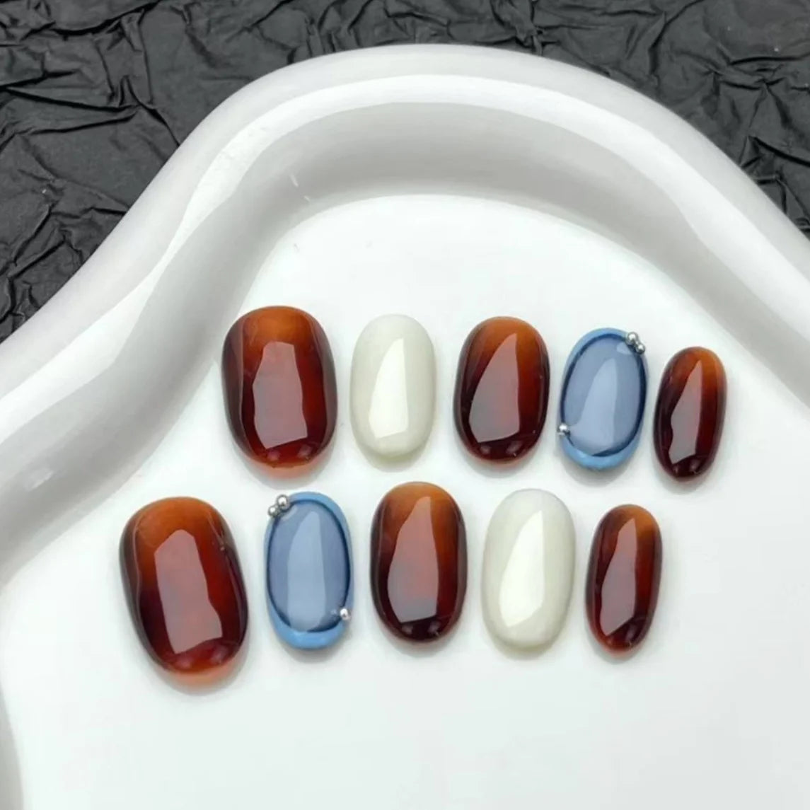10pcs Brown Cat's Eye False Nails Sets Autumn Short Square Round Handmade Press on Nails Art Glitter Fake Nail Wearable Manicure