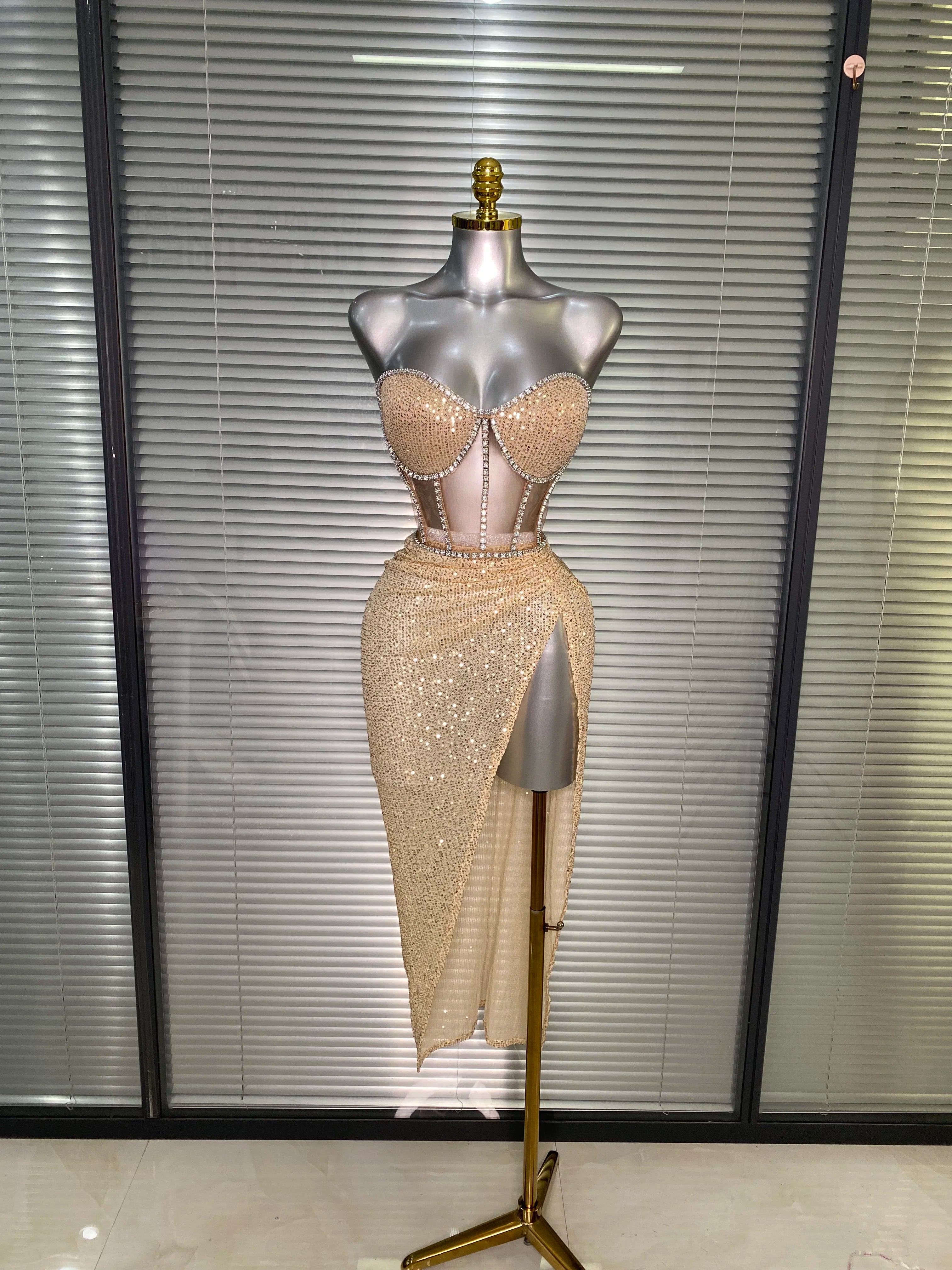 Women Sexy Sparkly Sequins Strapless Lace Openback Two Piece High Split Birthday Party Nightclub Outfit Dancer Performance Suit