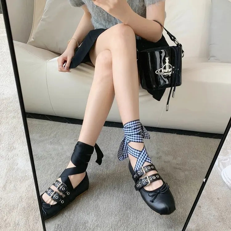 Luxury Brand Designer Ankle Strap Ballet Flats Buckles Silk Ballerina Shoes Woman Cross Strappy Satin Bowknot Mary Janes Black Leather Flats