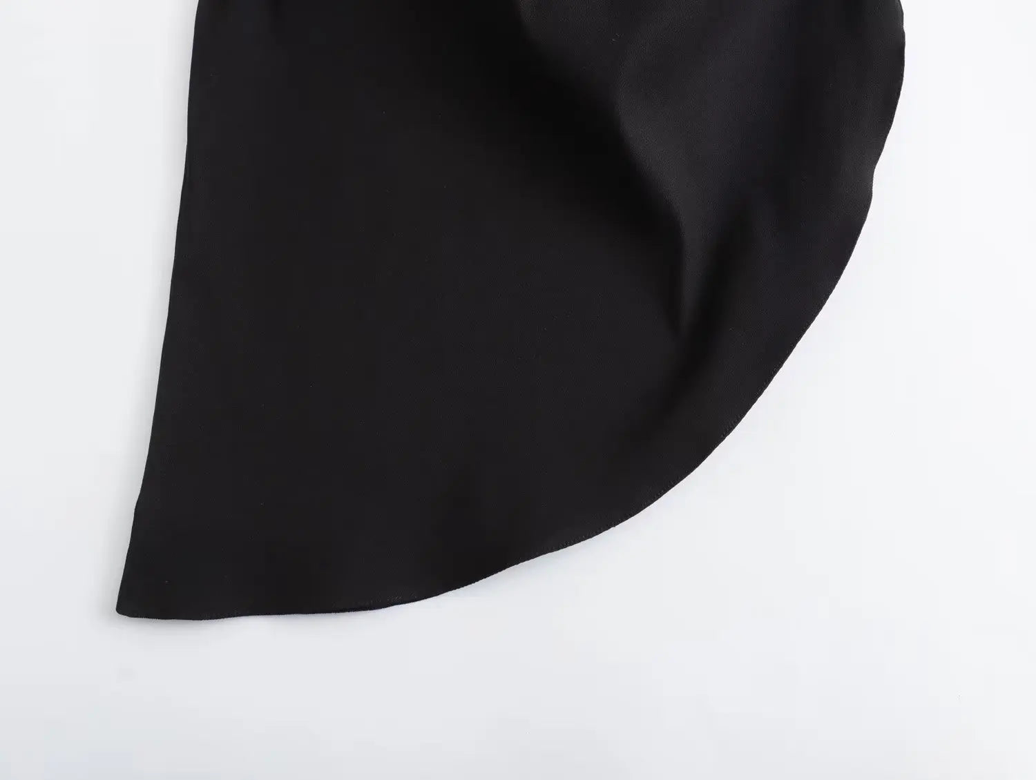 Autumn Vintage Women Solid Shirt Folds Asymmetrical One-Shoulder Shirt Skew Collar Shirt Women Elegant Mujer Tops