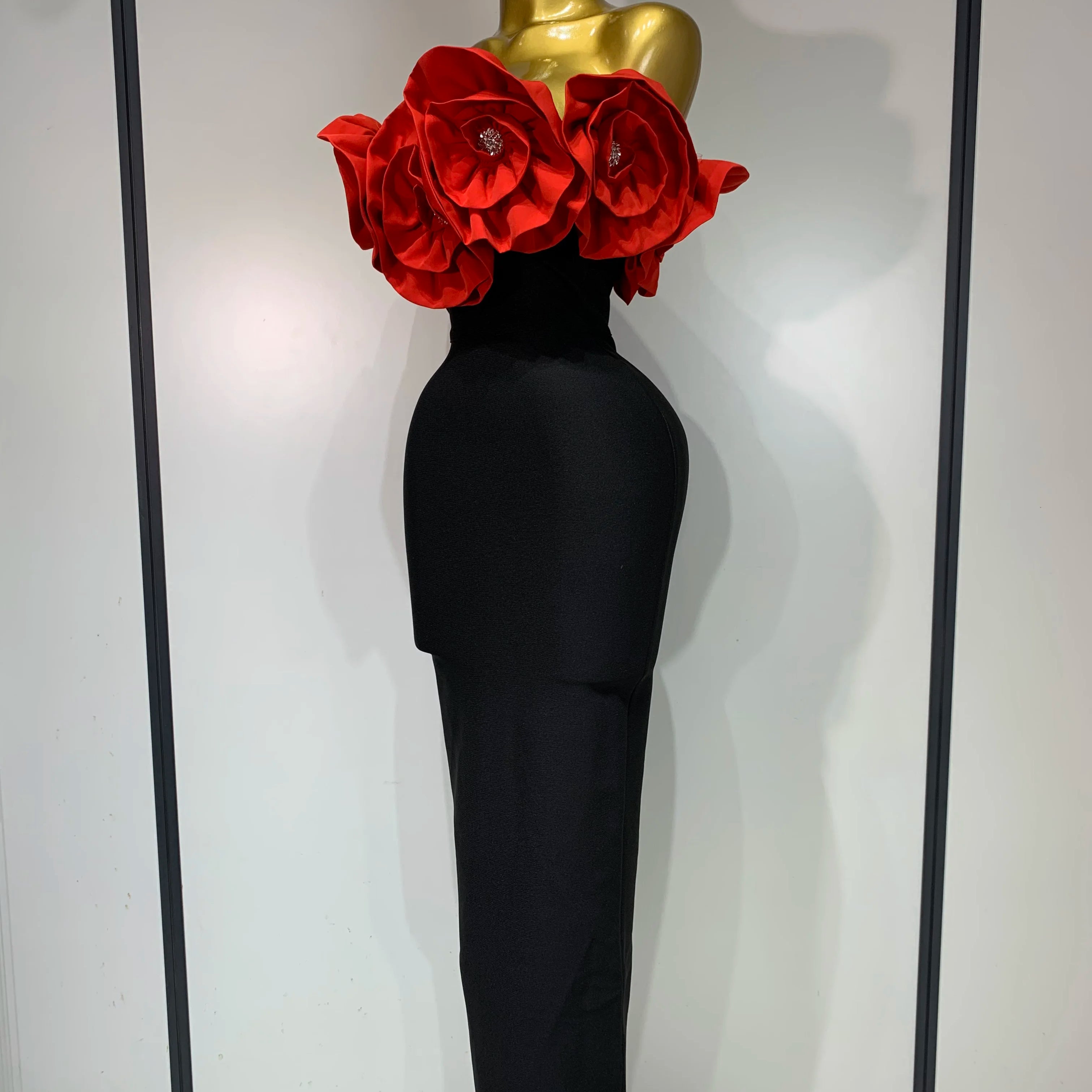 Women Sexy Off Shoulder Flower Diamonds Long Bodycon Bandage Dress 2025 Celebrity Elegant Evening Luxury Birthday Party Dresses