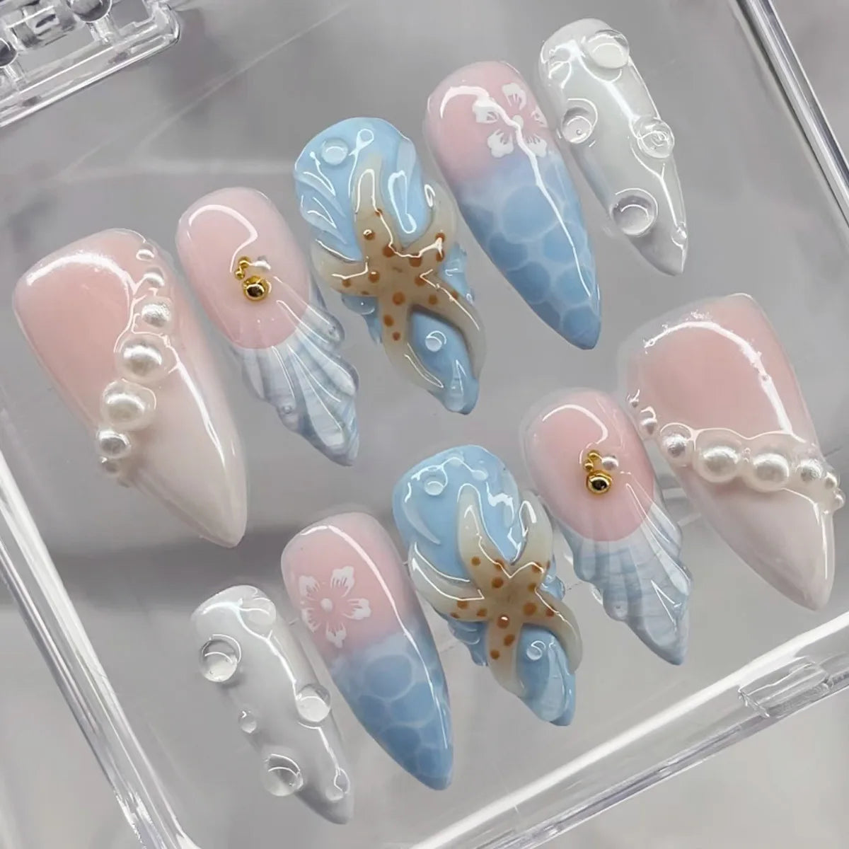 24Pcs Mid-length Almond Press on Fake Nails 3D Ripple Heart Pearl Star False Nails Blue Smudge Detachable Full Cover Nails Tips