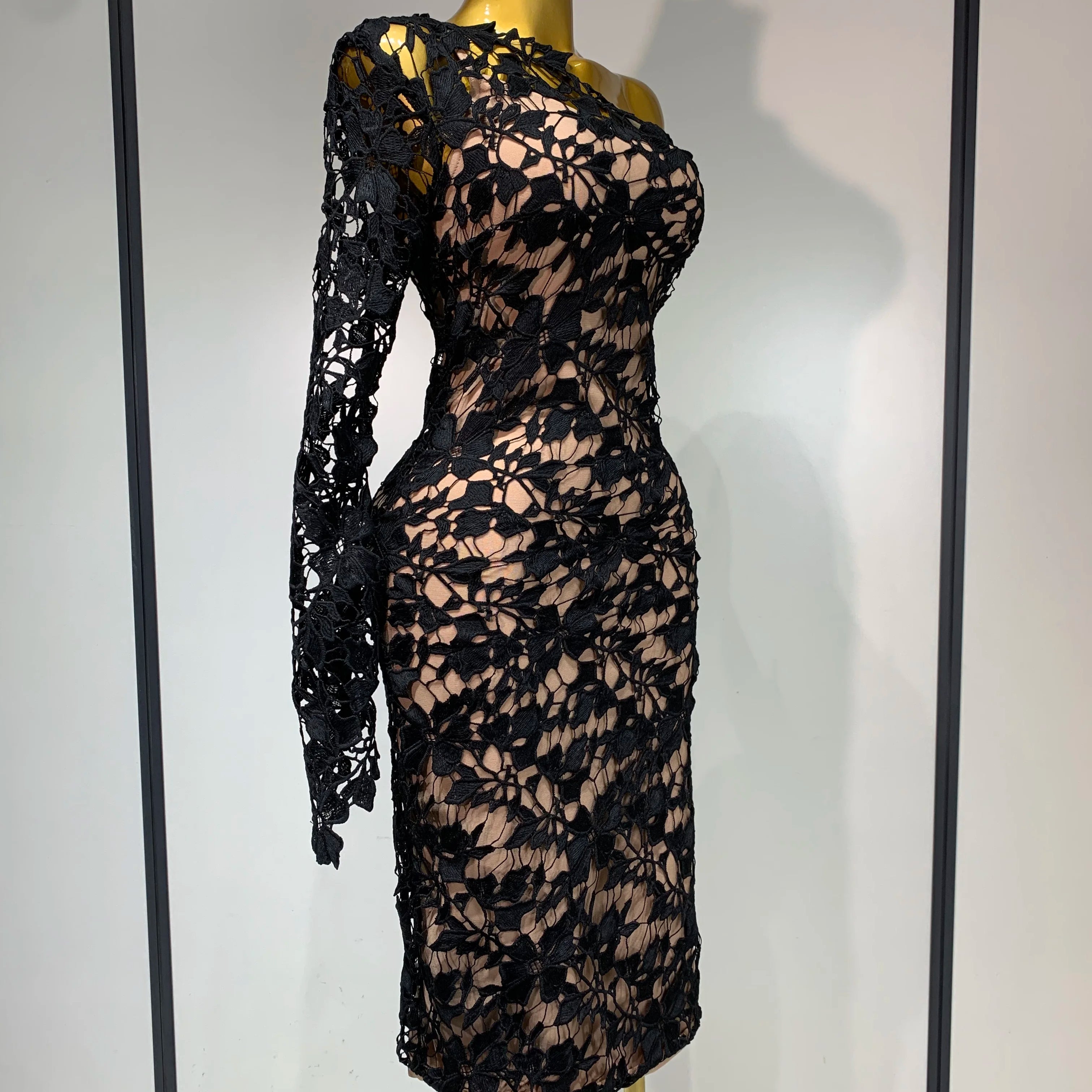 Women Sexy Lace Patchtop Bandage Dress Diagonal Collar Single Shoulder Long Sleeve Bodycon Dress Party Luxury Birthday Dresses