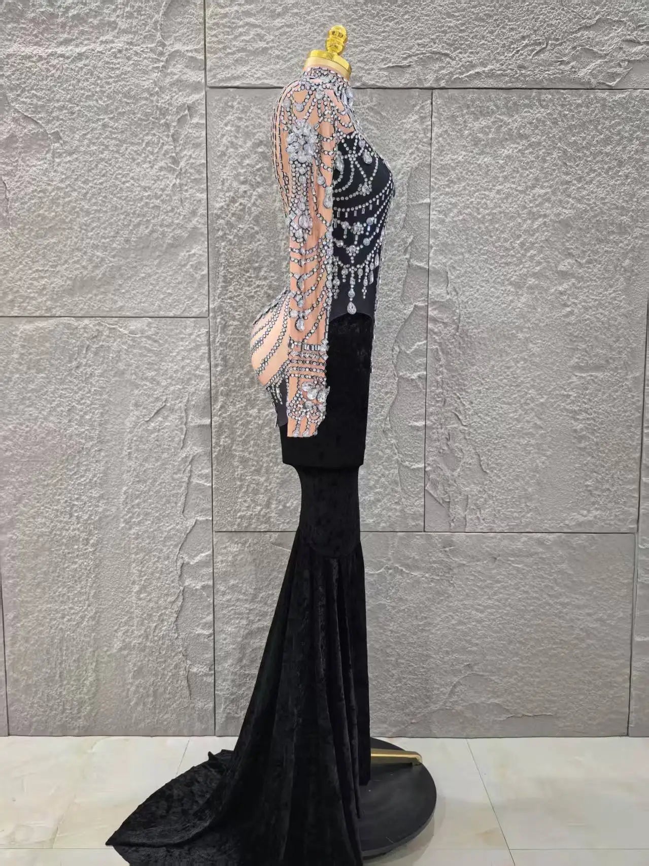 Women Long Sleeve Sexy Shinning Crystal Velvet Bodycon Floor-length Dress Celebrate Evening Party Birthday Cocktail Dress