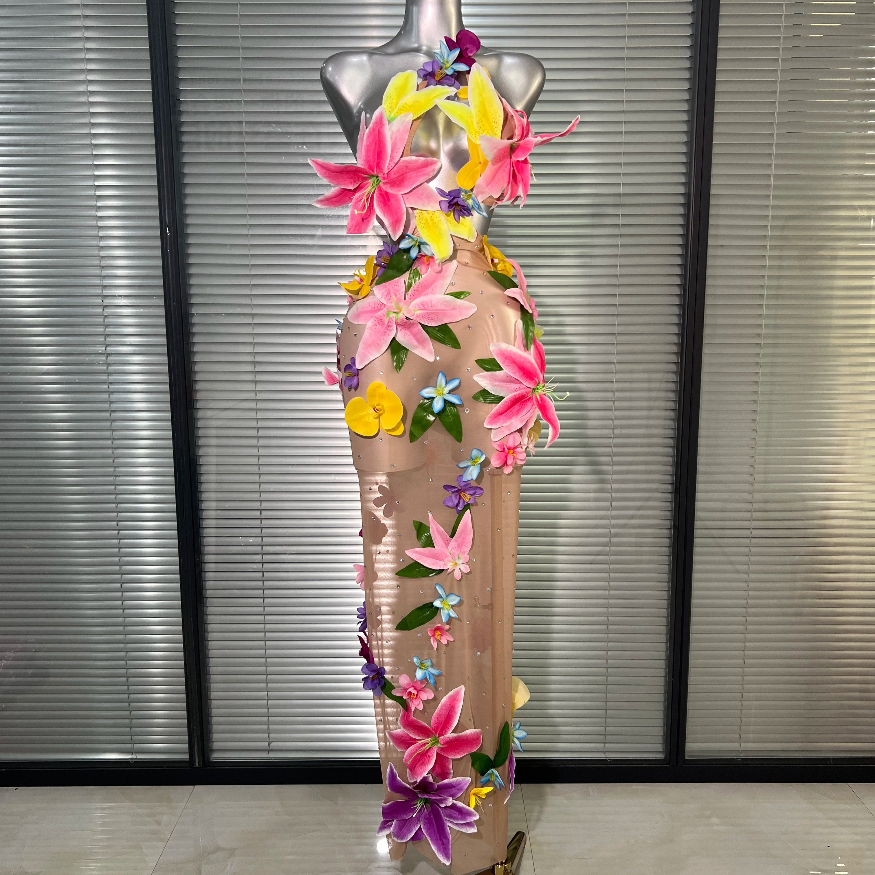 Women Sexy O Neck Mesh Crystal Diamonds Flower Performance Costume Stage Dancer Mini Stretchy Night Club Party Dress