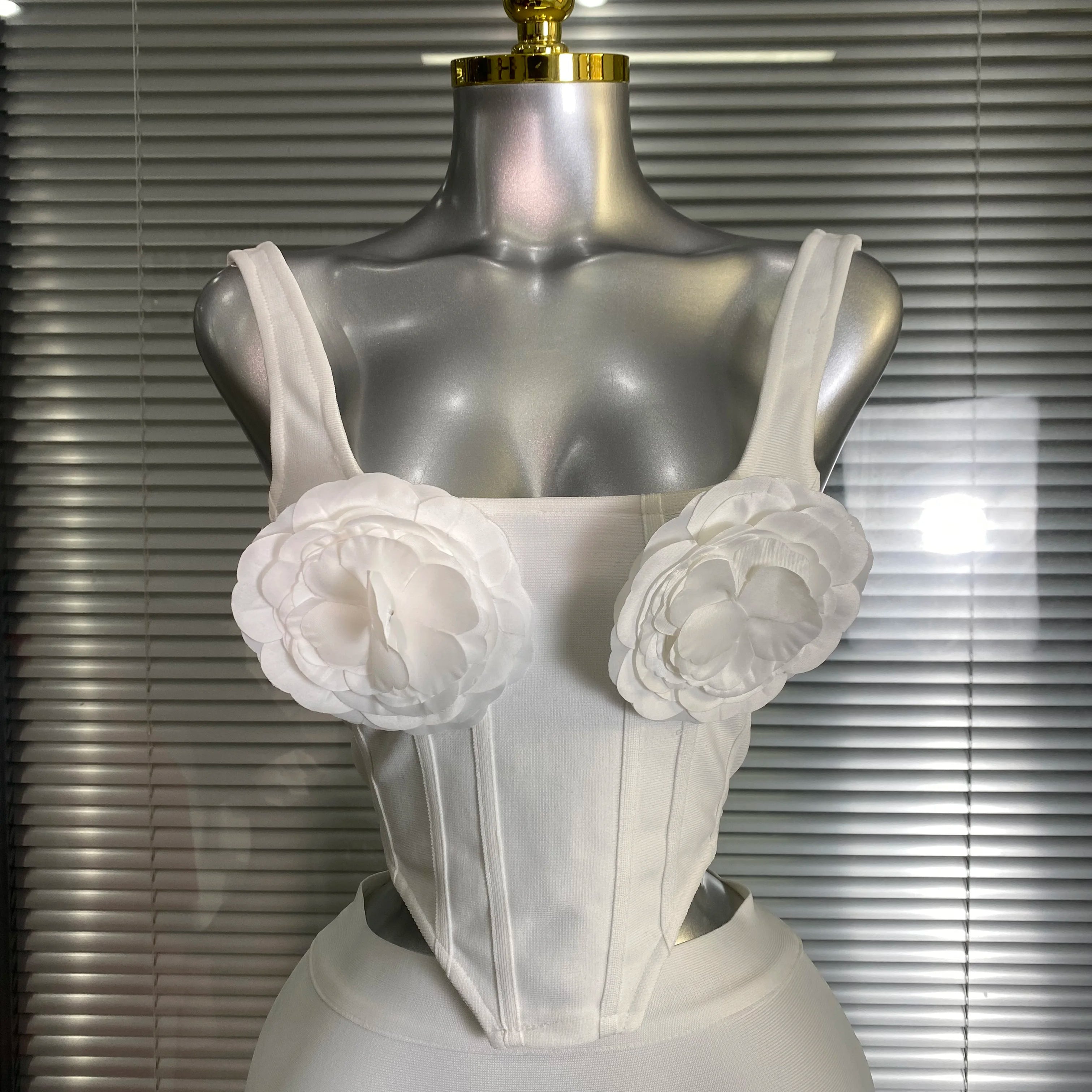 Summer New 2025 Women Sexy Flower White Black Mini Bandage Two Piece Set Celebrity Evening Party Skirt Suits