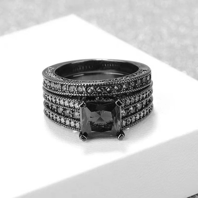 Fashion Couple Jewelry Lovers Rings Women's Black Zircon Engagement Ring Set Men's Stainless Steel Wedding Band Anniversary Gift