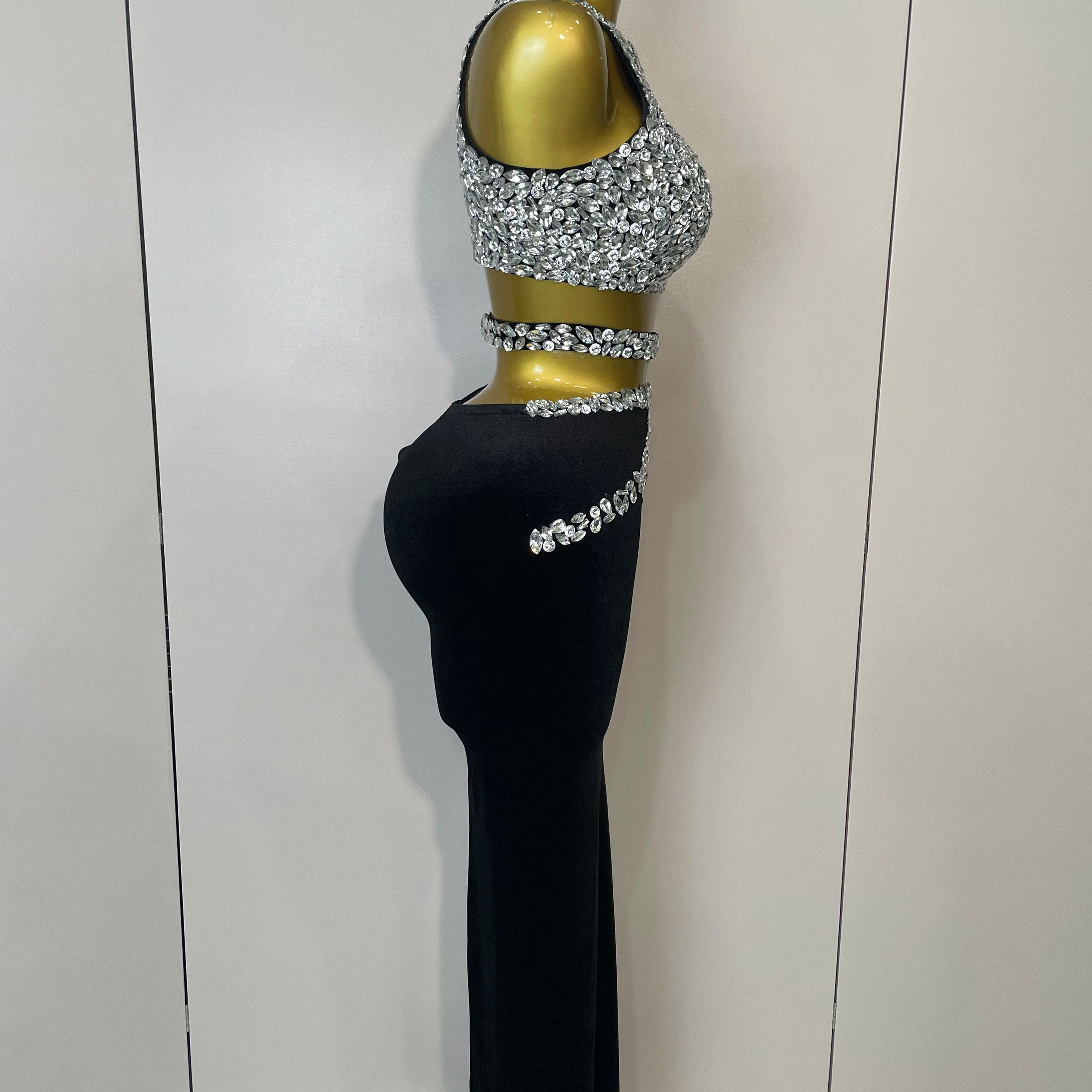ESTOQUE 2025 Conjunto de duas peças feminino com strass brilhantes, veludo sexy, cantora, boate, comemoração de aniversário, vestidos elegantes para festa