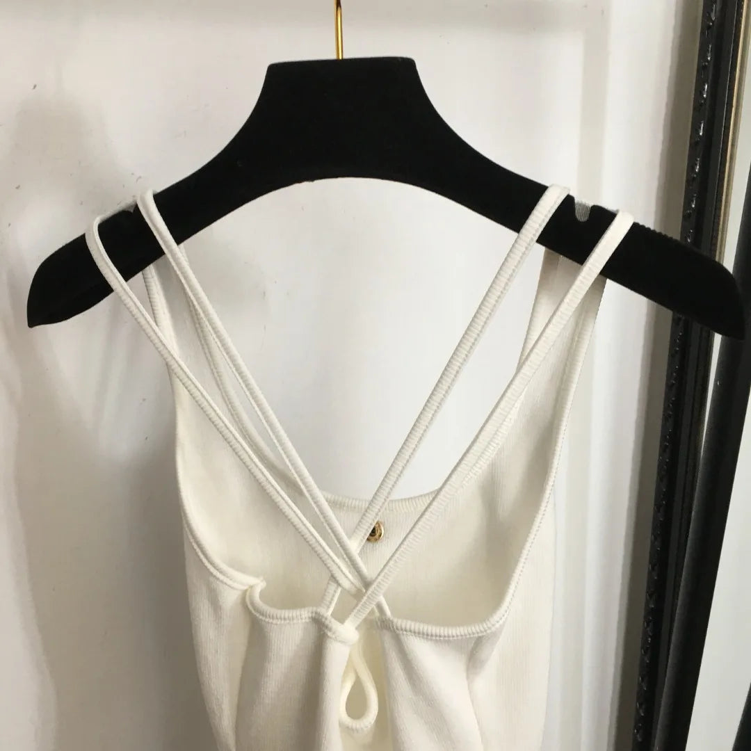 Summer New Knitted Short Tank Top Cross Strap Minimalist Design Tight and Elegant Inner Layer Top Metal embellishments