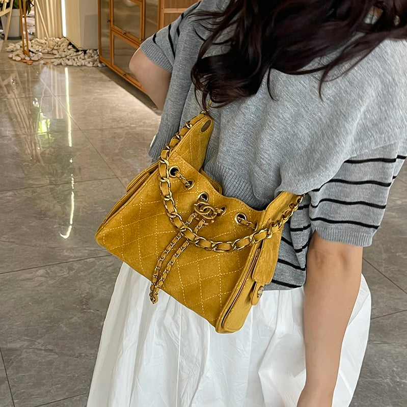 Motorcycle Hottie Rhombus Chain Bag High-End Commuter Shoulder Armpit Bag Retro Suede Crossbody Bag Bucket Bag