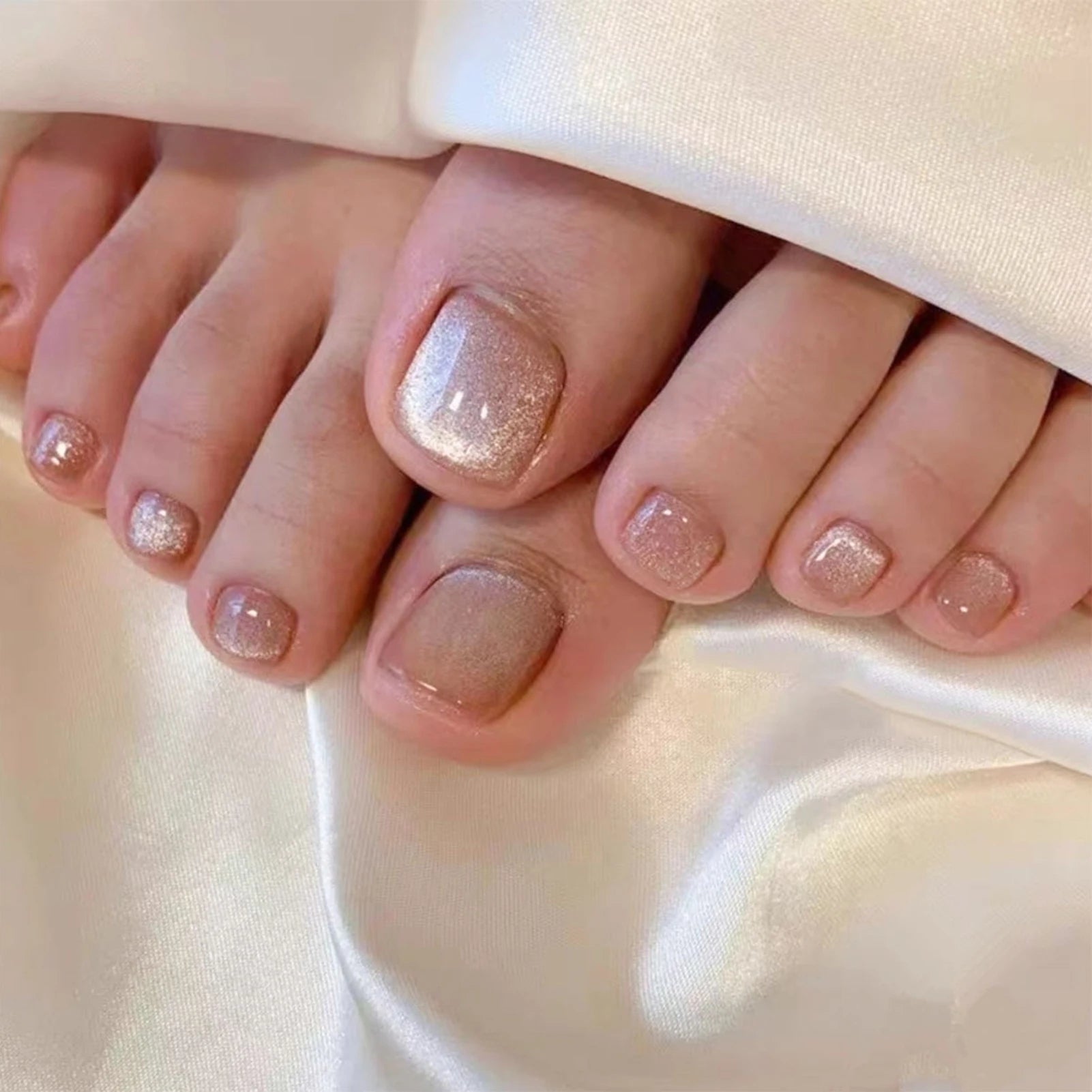 24pcs Summer False Toenails Aurora Cat Eye Fake Toenail Patches Beach Wearable Detachable Square Head Press on Toe Nails