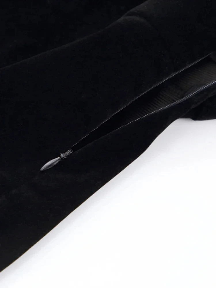 Women's Velvet Square Neck Pretty Dress Mini Wrap Hip Bubble Sleeve Short Skirt Zipper Decoration Long Sleeve Party Dress