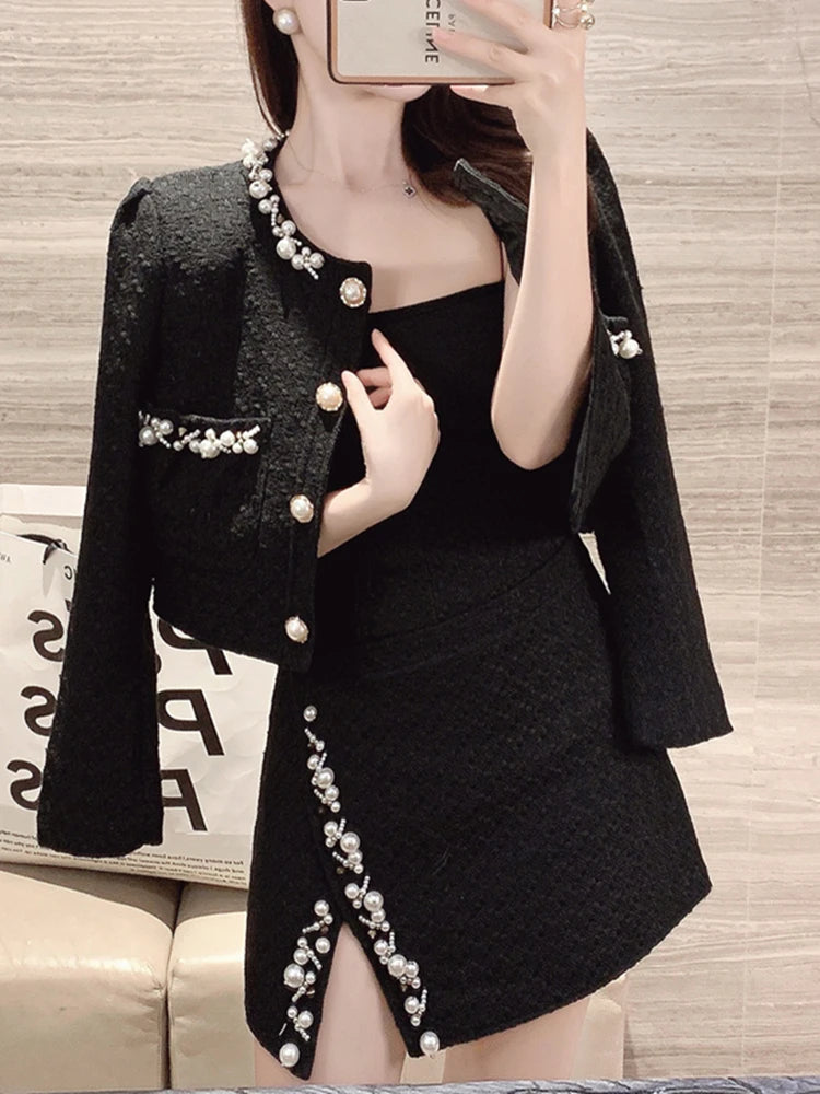 Autumn Luxury Style Tweed Sets For Women's Fashion Diamonds Pearls Beaded Short Coat + Split Mini Skirts Elegant Two-piece Suit