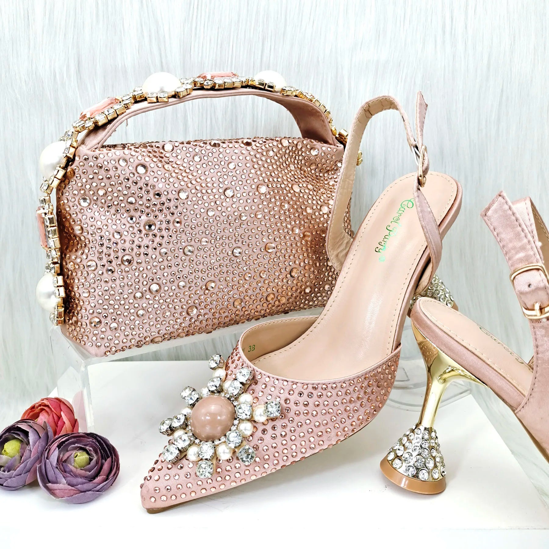 Gold Color Elegant Lady Shoes And Bag Set with Rhinestone Embellished Pearls-knot Wear-resistant And Comfortable Heel Peach