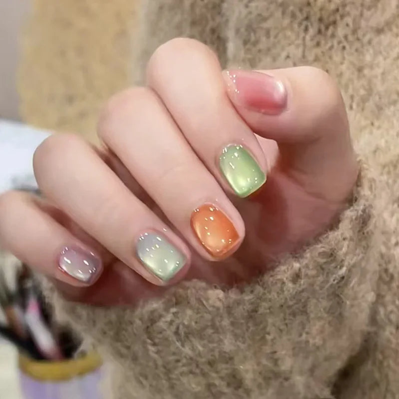 24Pcs  Gradient Color Fake Nail Simple Short Ballet Wearable False Nails with Cat Eye Design Press on Nails Full Cover Nail Tips