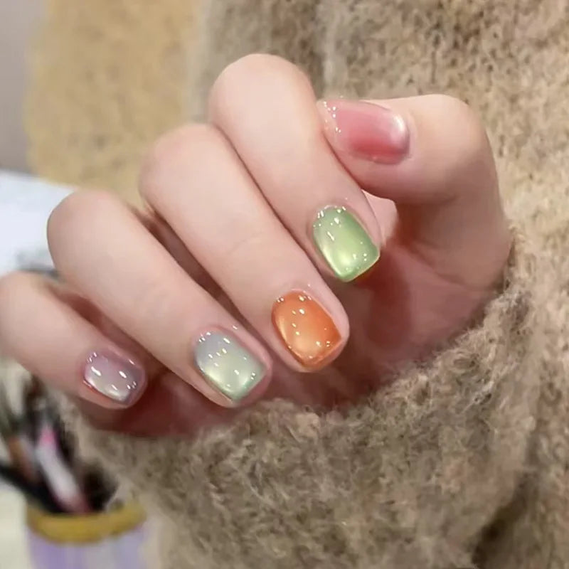 24Pcs  Gradient Color Fake Nail Simple Short Ballet Wearable False Nails with Cat Eye Design Press on Nails Full Cover Nail Tips