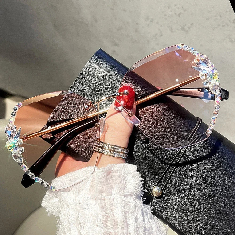 Luxury Design Vintage Rimless Rhinestone Sunglasses Women Men Fashion Gradient Lens Sun Glasses Shades for Female