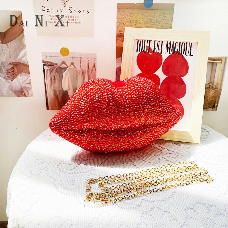 Female Luxury Red Sexy Full Diamond Lips Shape Crystal Evening Bags Woman Clutches Wedding Evening Purse For Ladies