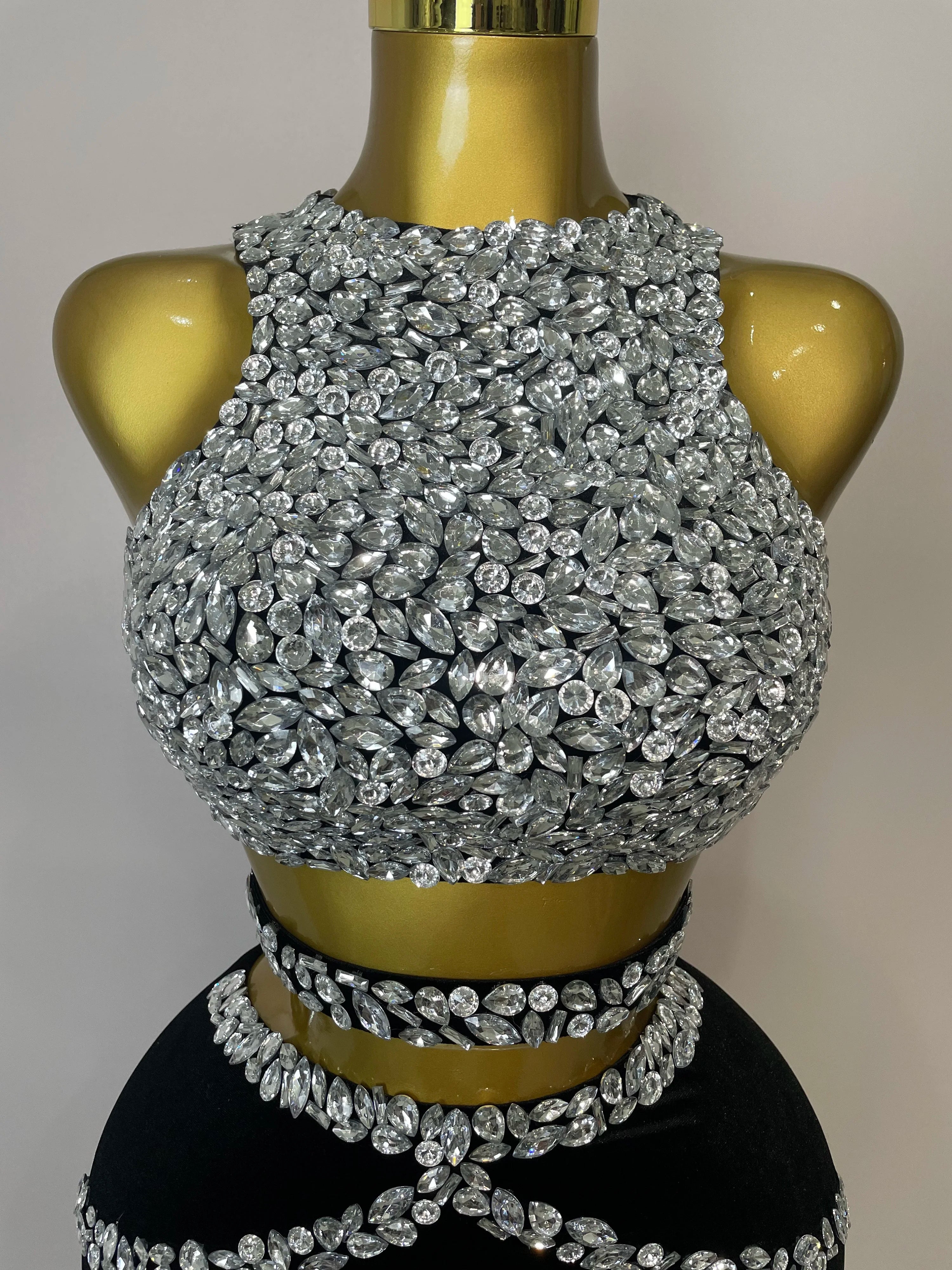 ESTOQUE 2025 Conjunto de duas peças feminino com strass brilhantes, veludo sexy, cantora, boate, comemoração de aniversário, vestidos elegantes para festa