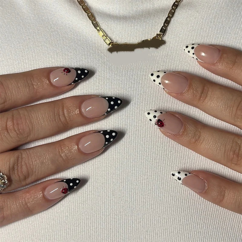 24pcs Simple Oval Press on Nails Sweet Rose Red Short Almond Full Cover Nail Tips Spicy Girl Polka Dot Fake Nail Art False Nail