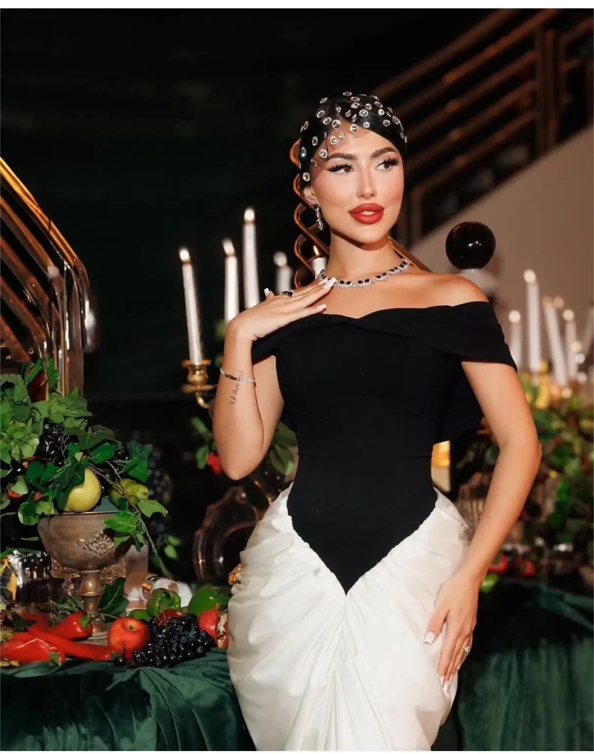 Sexy Off The Shoulder Package Hips Black Patchwork White Floor Length Dress Graceful Woman Party Dress Cocktail Party Outfit