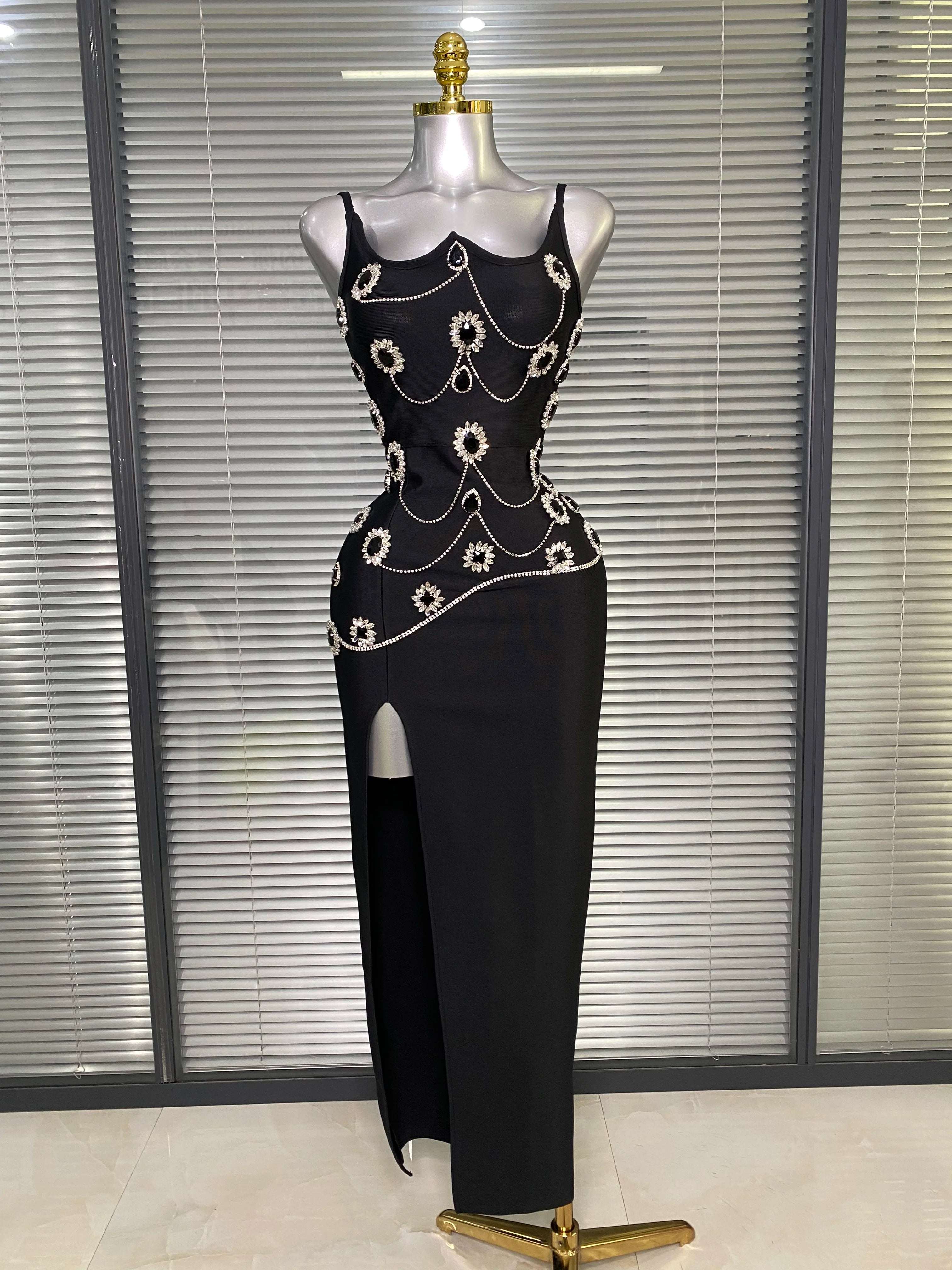 Brand New 2025 Women Black Long Bodycon Bandage Dress Crystal Chain Elegant Evening Party Dress Vestido