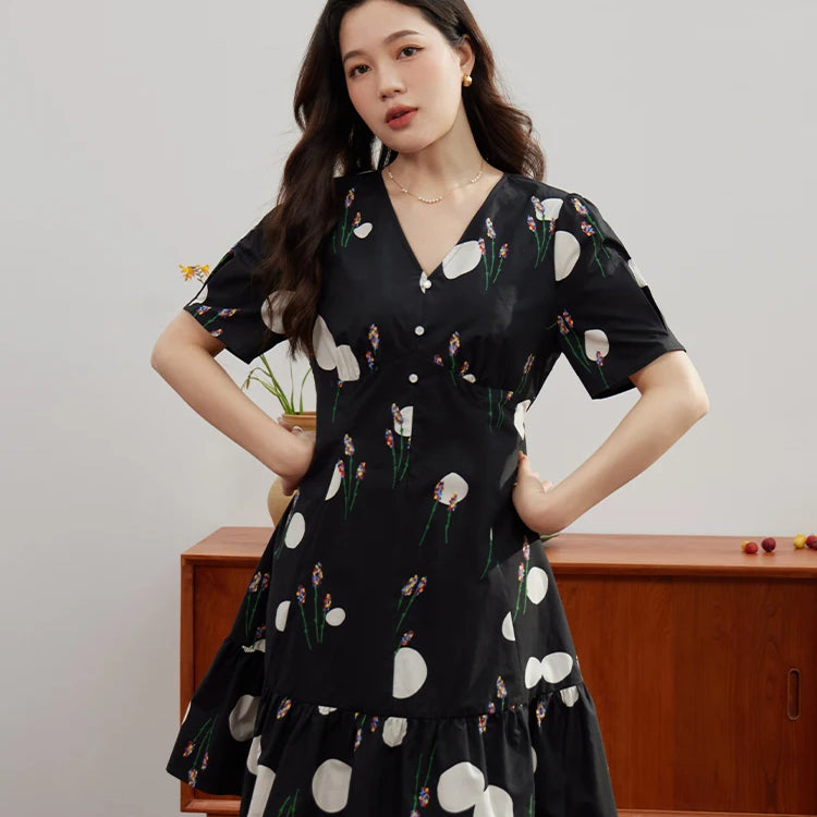 Niche Color Contrast Design Printed V-neck Dress for Women Summer Special X-shaped High Waist Light Dress Female black
