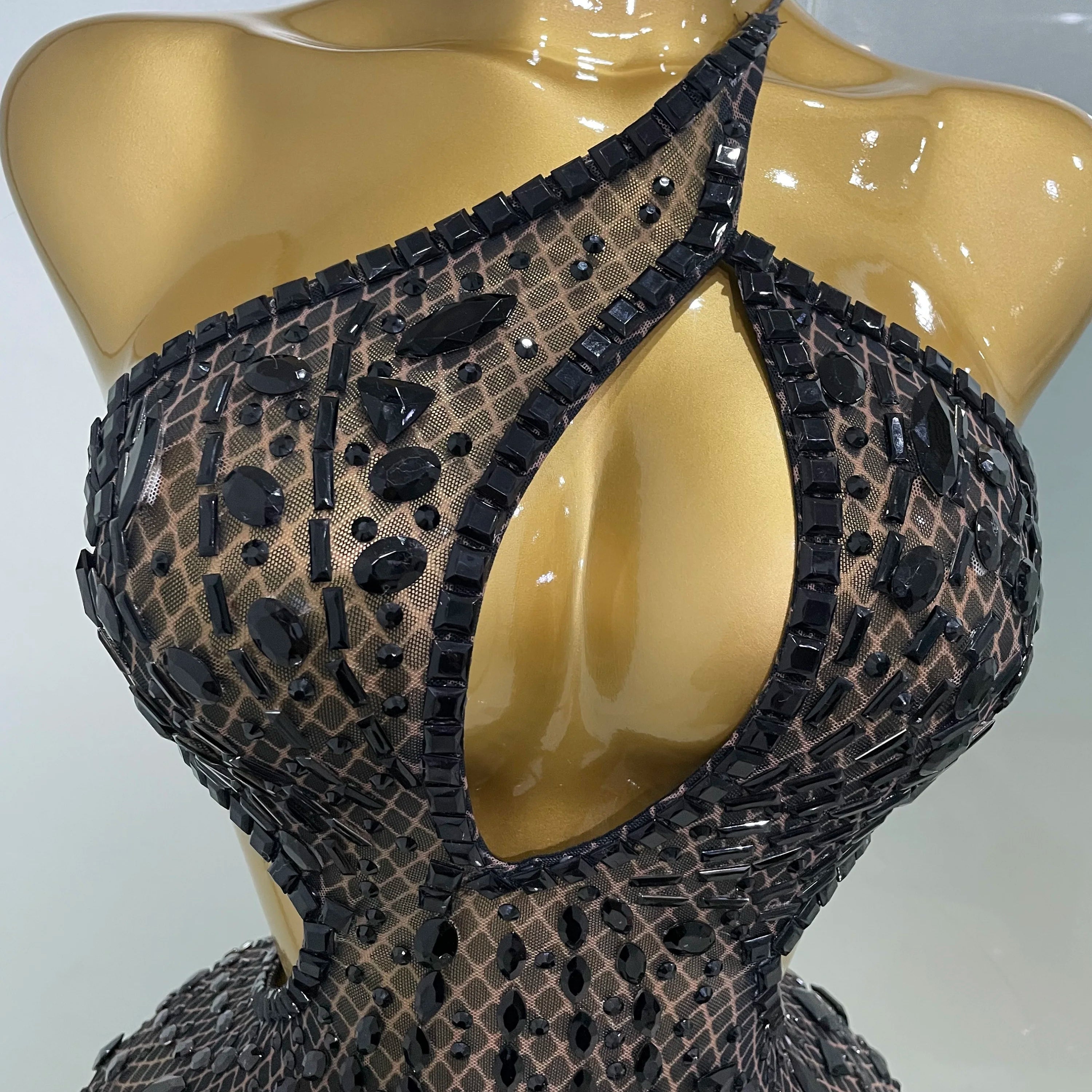 2025 New Arrival Luxury Sexy Backless Hollow Out Sparkle Diamond Evening Prom Women Birthday Celebrate Stage Nightclub Outfit