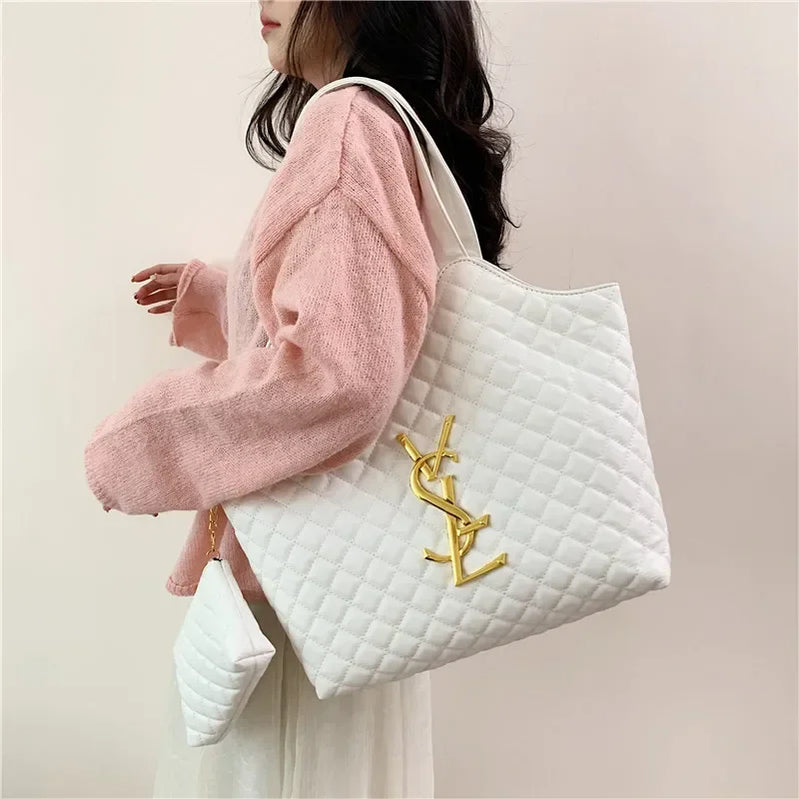 Must-Have 2025! Korean Spring/Summer Padded Shoulder Bag - Quilted Stitch, Popular Insert & Spacious Euro-American Style