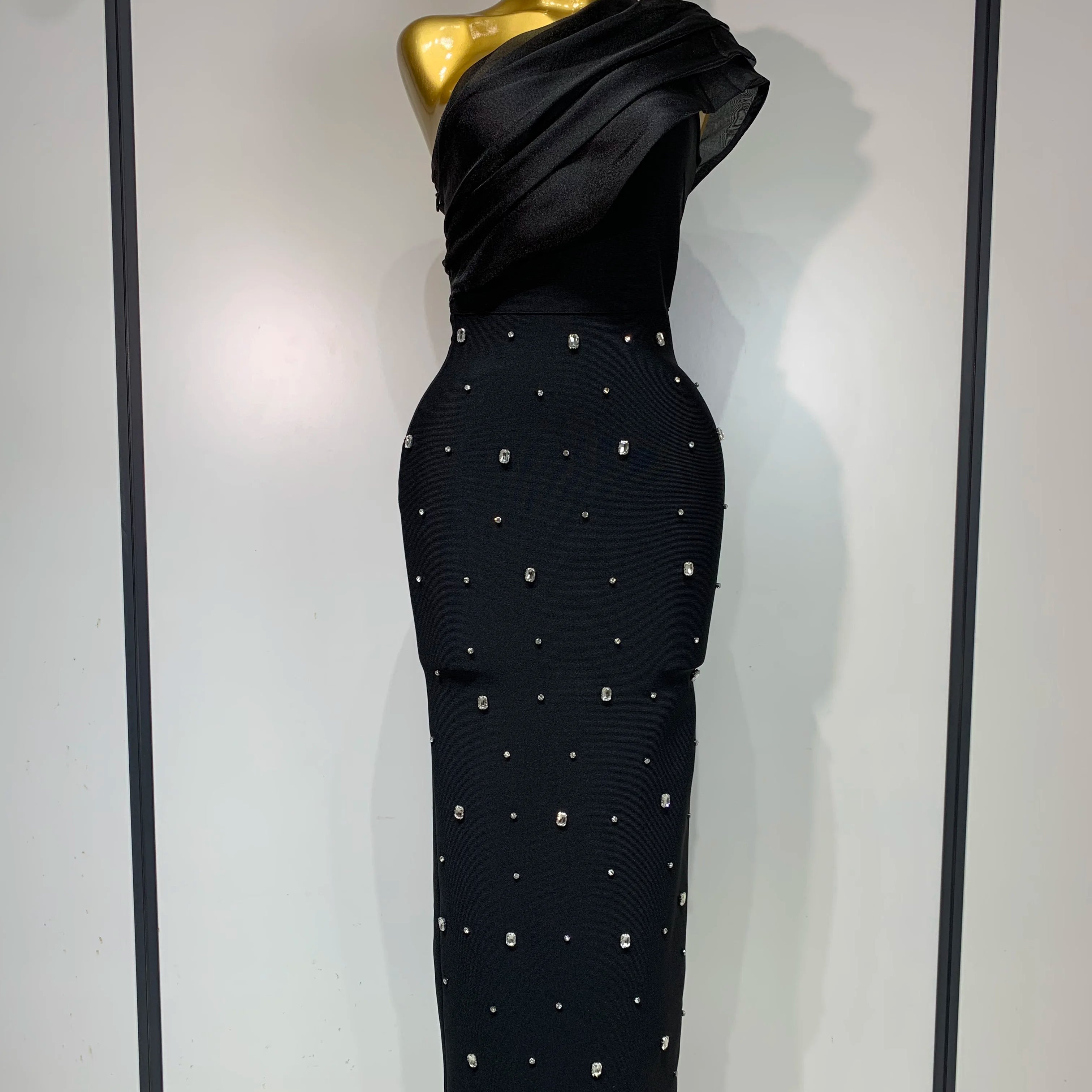 Women Sexy One Shoulder Shinning Crystal Bodycon Bandage Long Dress Celebrate Birthday Elegant Evening Party Club Outfit