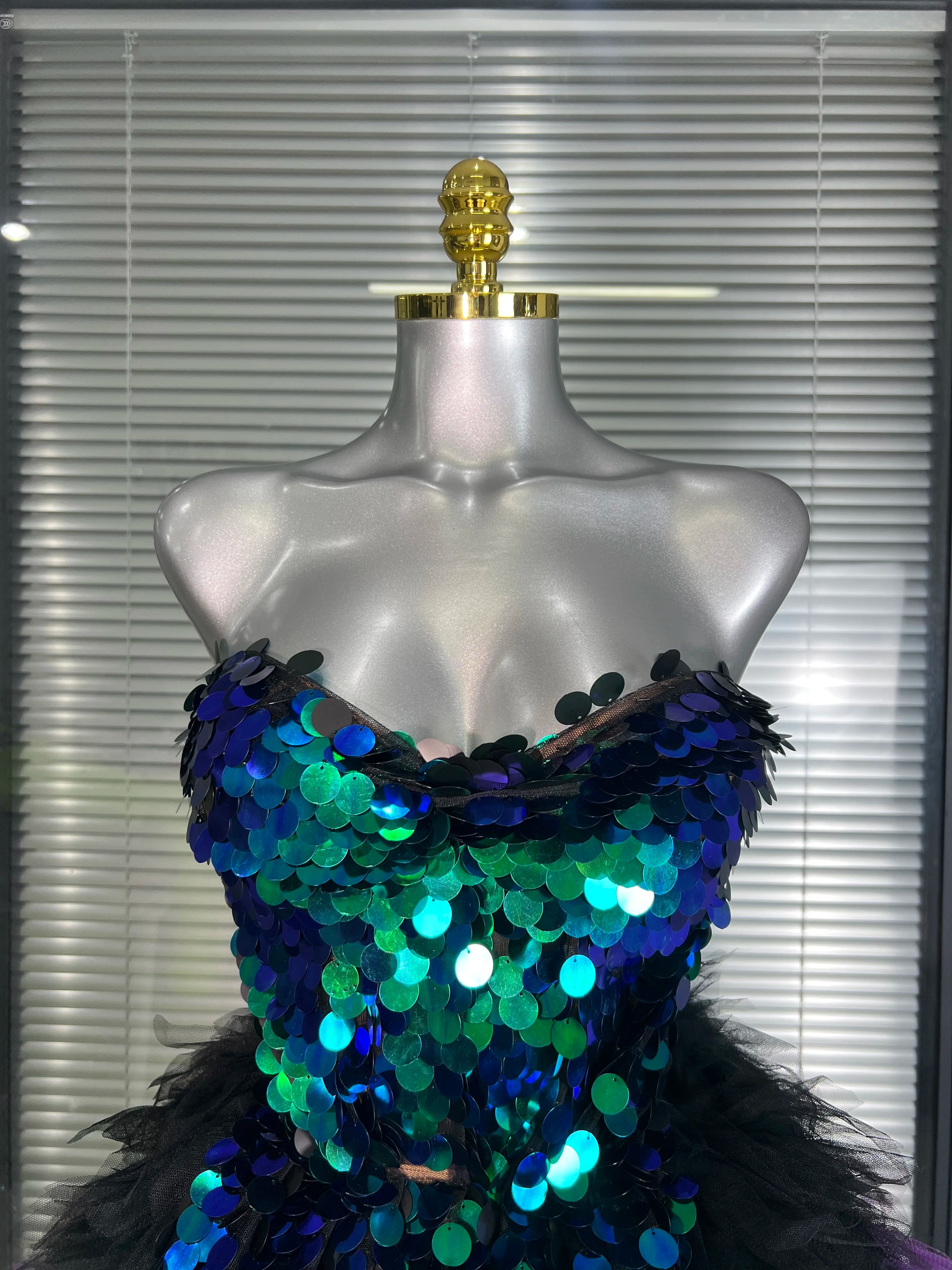 Women Sexy Sequins Two Pieces Set Shinning Night Club Skirt Suits Singer Dancer Adjustable Stage Performance Costume