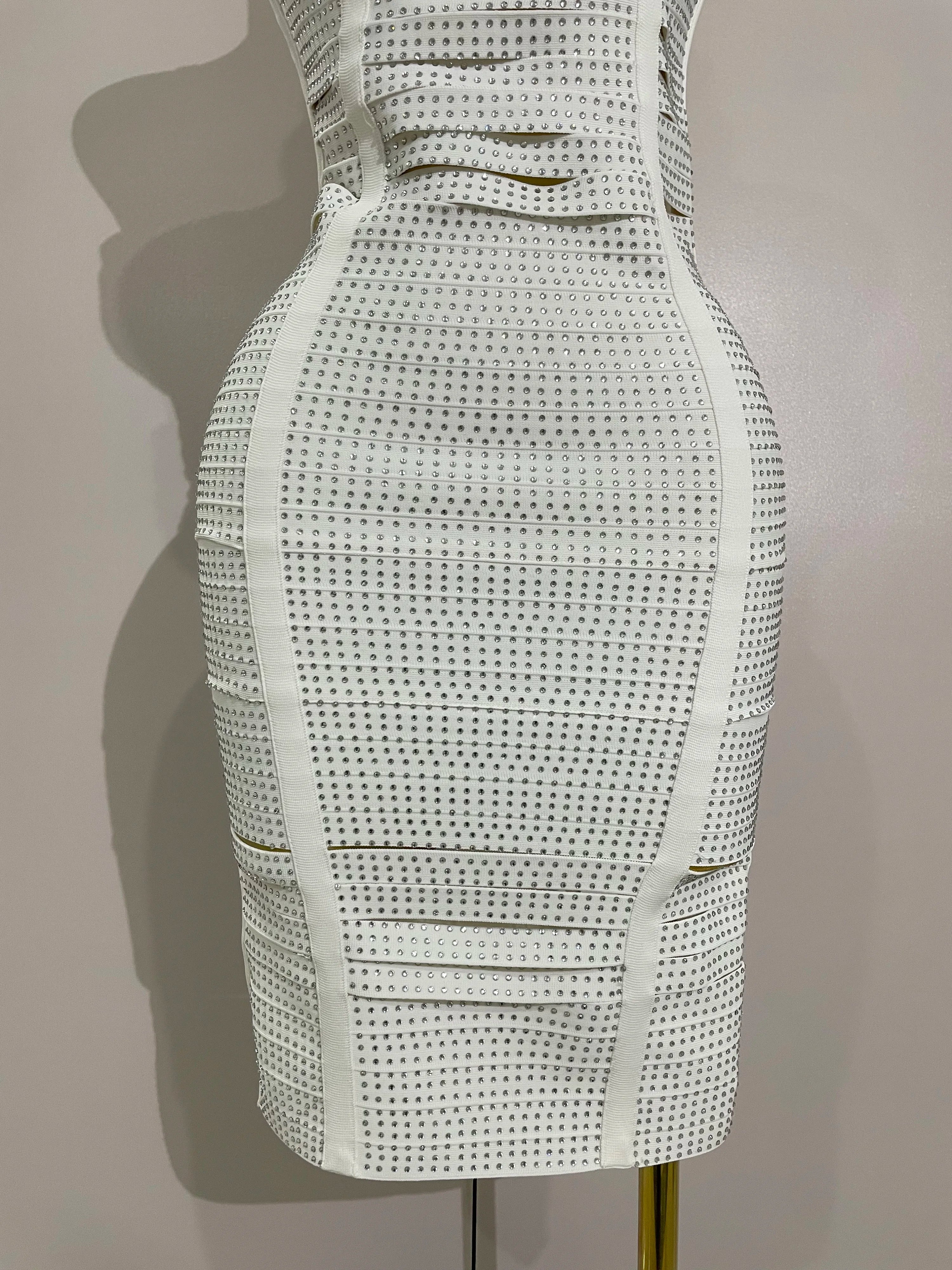 Vestido curto slim com decote em V, sem mangas, branco brilhante, 2025, feminino, elegante, para festa à noite, baile de formatura, aniversário, coquetel