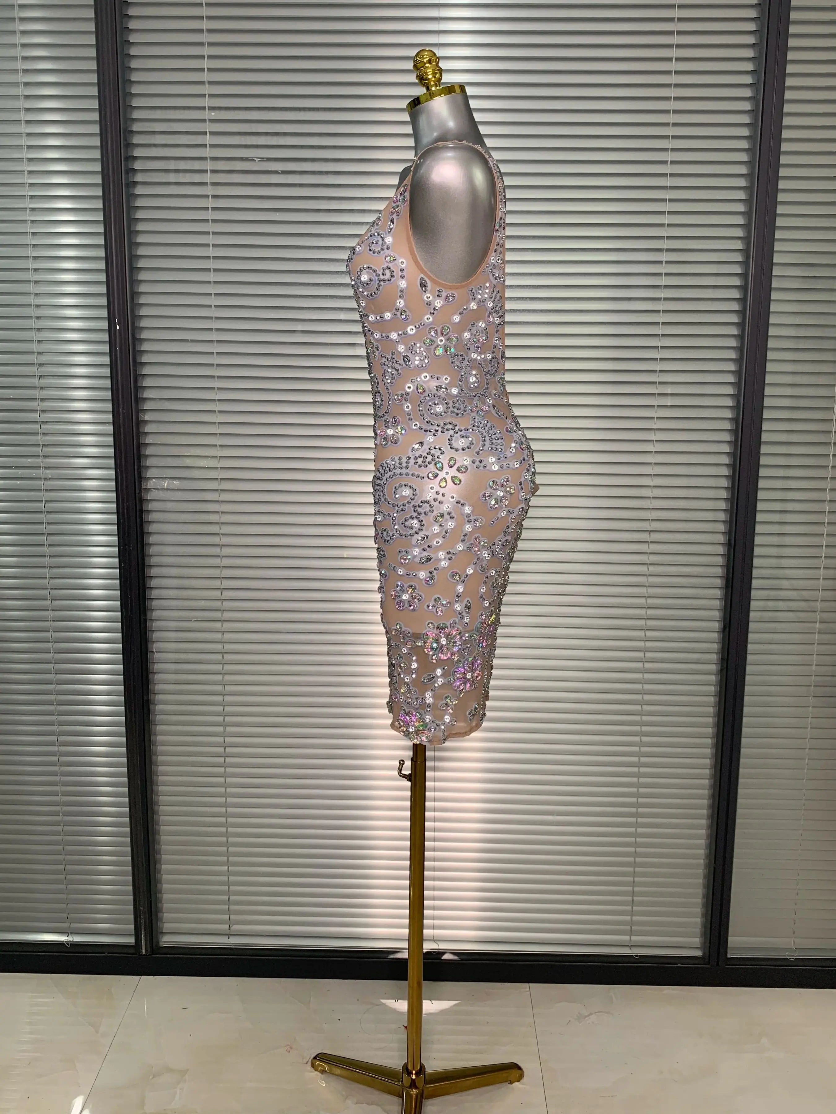 Celebrity New Women Sexy Mesh Sheer Crystal Stage Costume Stage Dancer Singer See Through Night Club Mini Party Dress