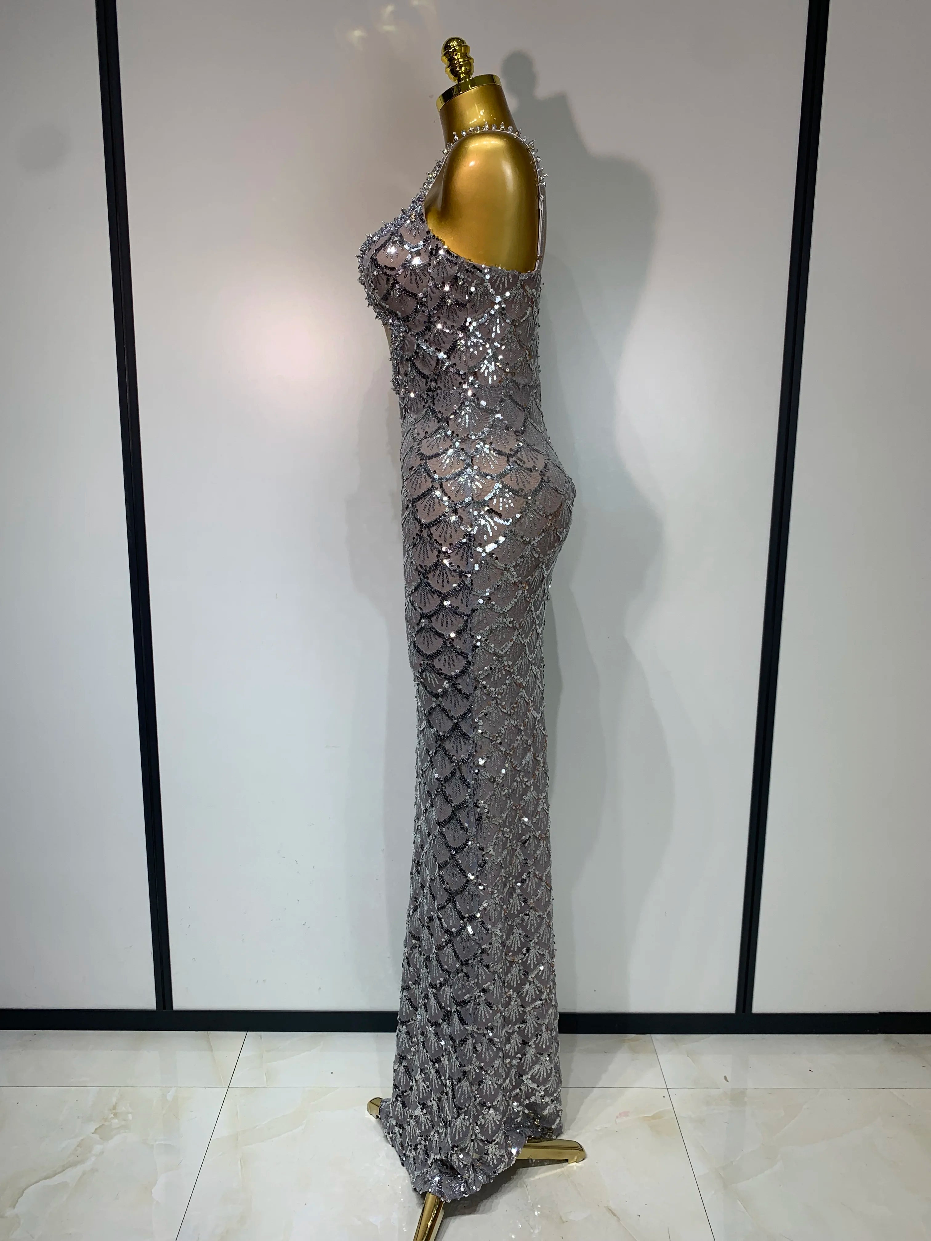 Sparkly Sequined Sleeveless Strap Women Dress V-Neck Evening Sexy Bodycon Party Club Luxurry Birthday Wedding Long Maxi Dresses