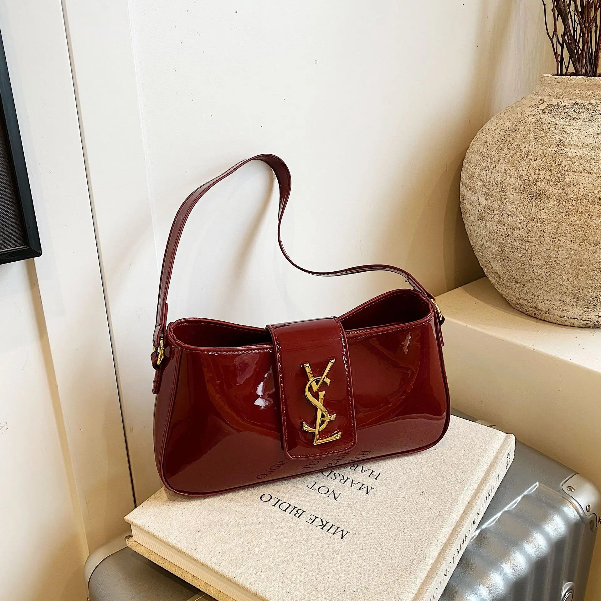 2025 Avant-Garde Shoulder Bag, Curated Convertible Crossbody Purse for Women Architectural Day to Night Tote Structured Carryall