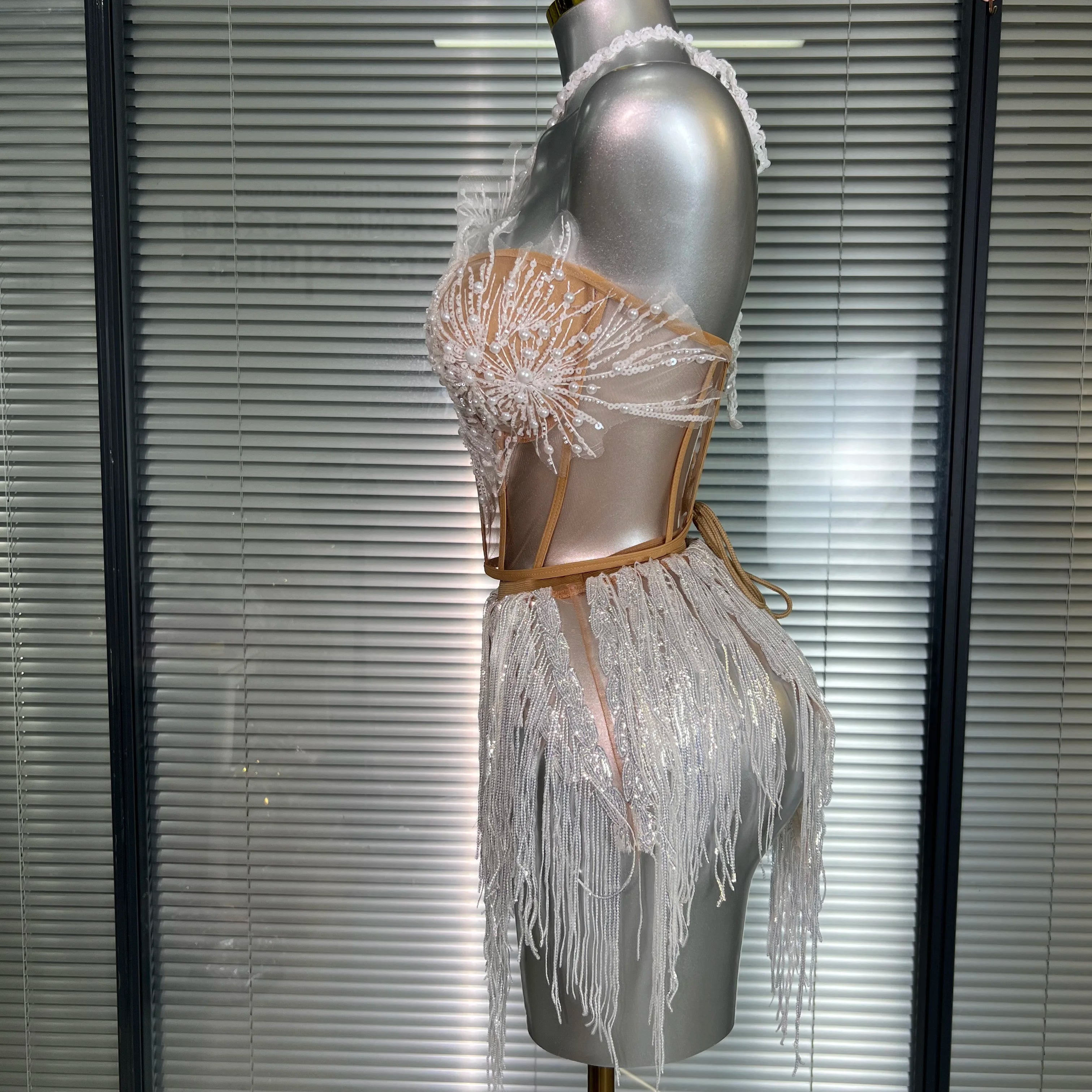 Women Sexy Sequins White Sparkly Two Pieces Set Shinning Fancy Night Club Skirt Suits Singer Dancer Stage Costume