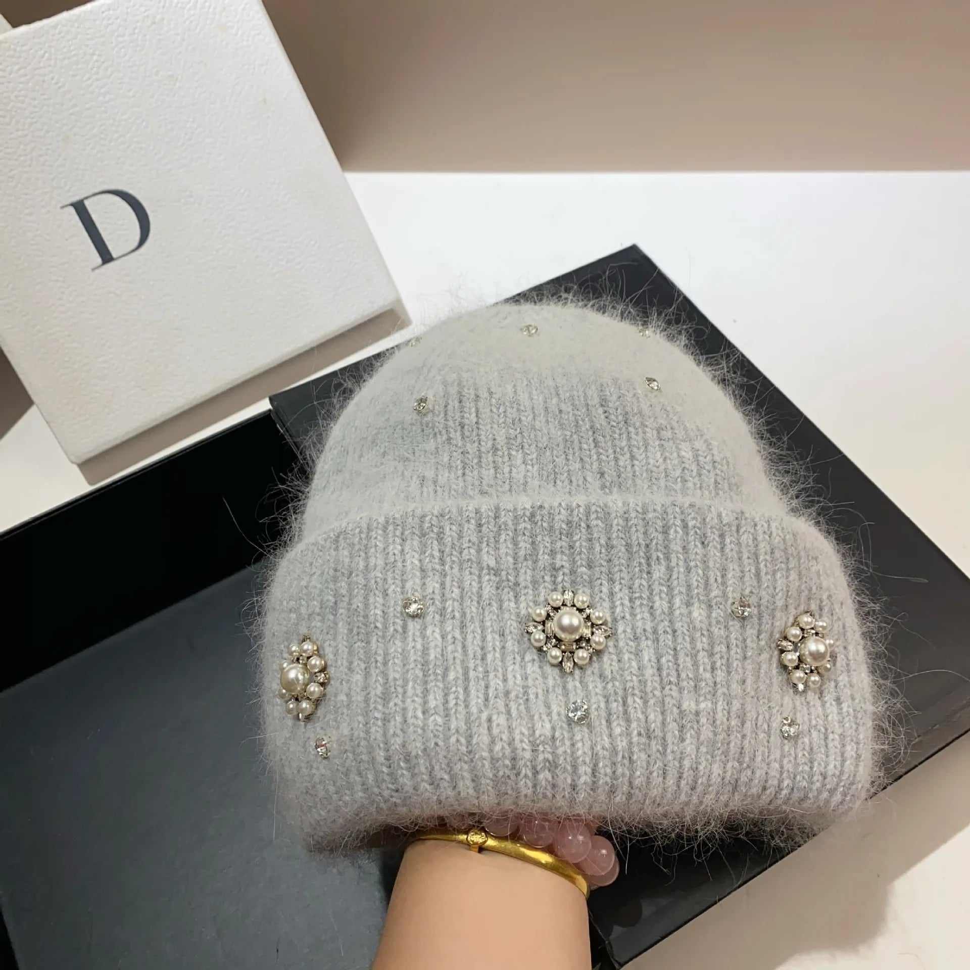 Designer Brand Rhinestones Winter Knitted Hat Women Warm Wool Skullies Beanies Real Rabbit Fur Knit Bonnet Outdoor Skiing Cap light gray