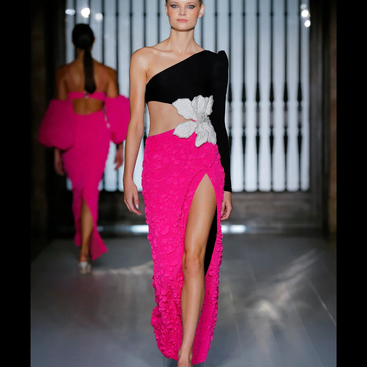 White Beading Flower Sexy One Shoulder Expose waist Black Patchwork Rose Red Mid Calf Dress Elegant Woman Evening Dress