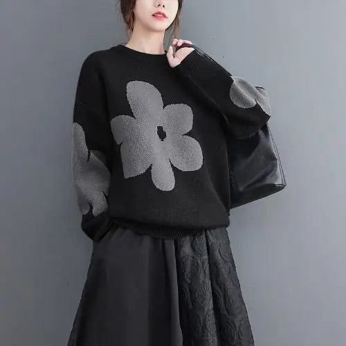 Women's Autumn And Winter Korean Bottoming Long Sleeves Flowers O-neck Pullover A-straight Vintage Sweater Trend Top black One Size