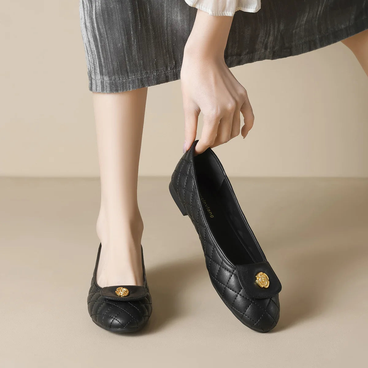 spring women's outdoor shoes Round toe design Black Mary Jane shoes Ladies casual flat shoes Work shoes Boat shoes 41-43