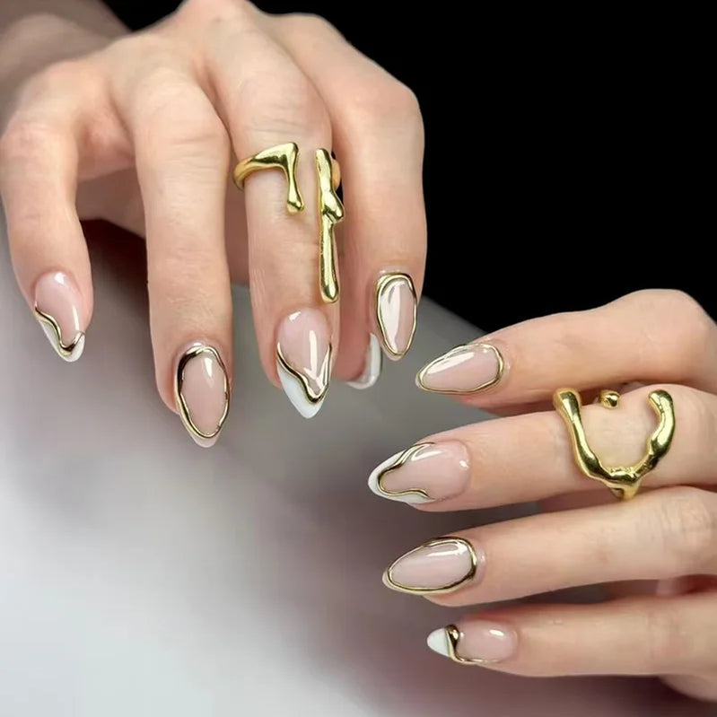 24Pcs Cat's Eye Design Fake Nail with Pearl Short Round Head Press on False Nails Silver French Bow Pattern Full Cover Nail Tips