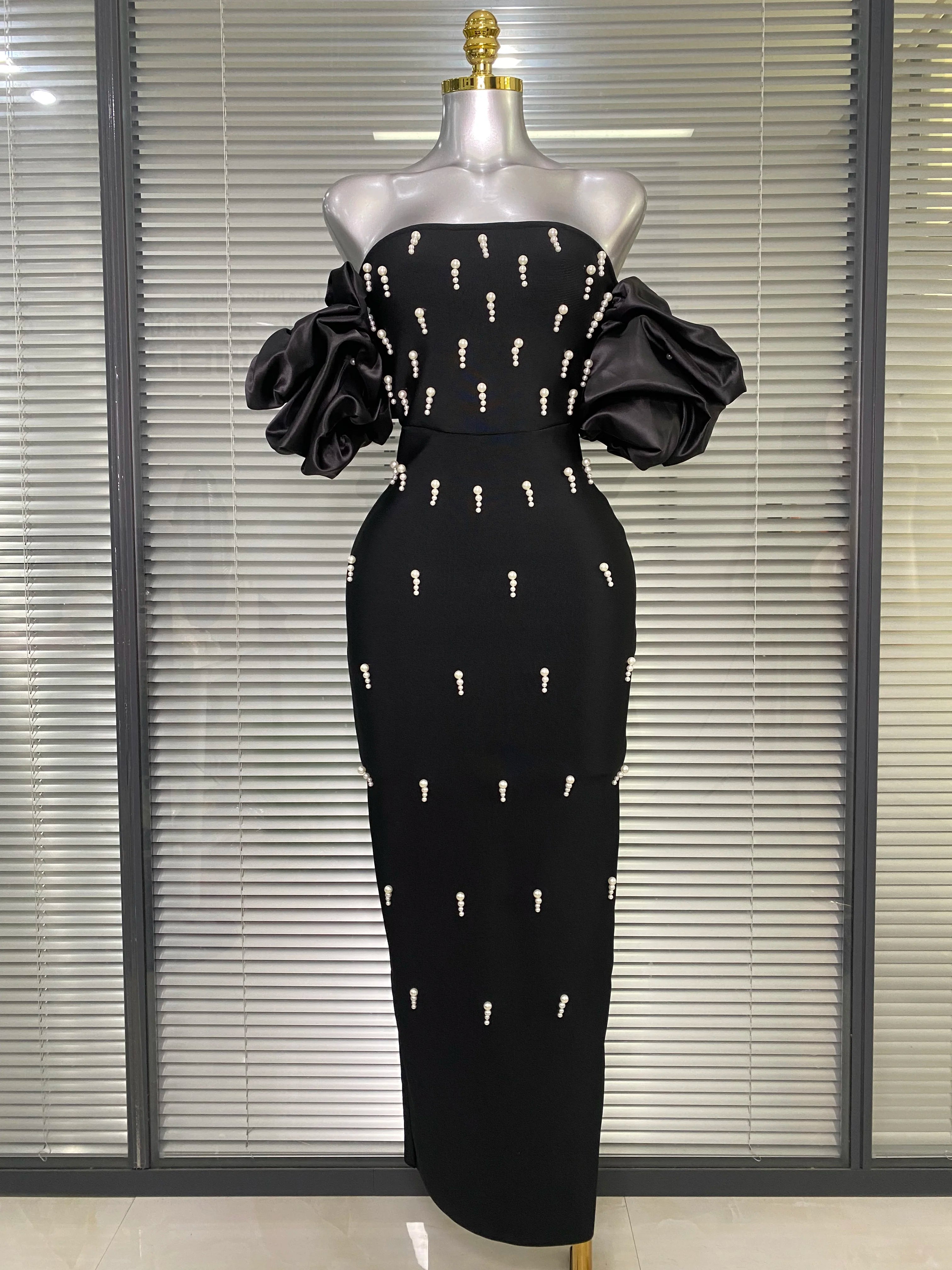 Women Sexy Black Pearl Off the Shoulder Long Bodycon Bandage Dress High Street Elegant Celebrity Party Dress