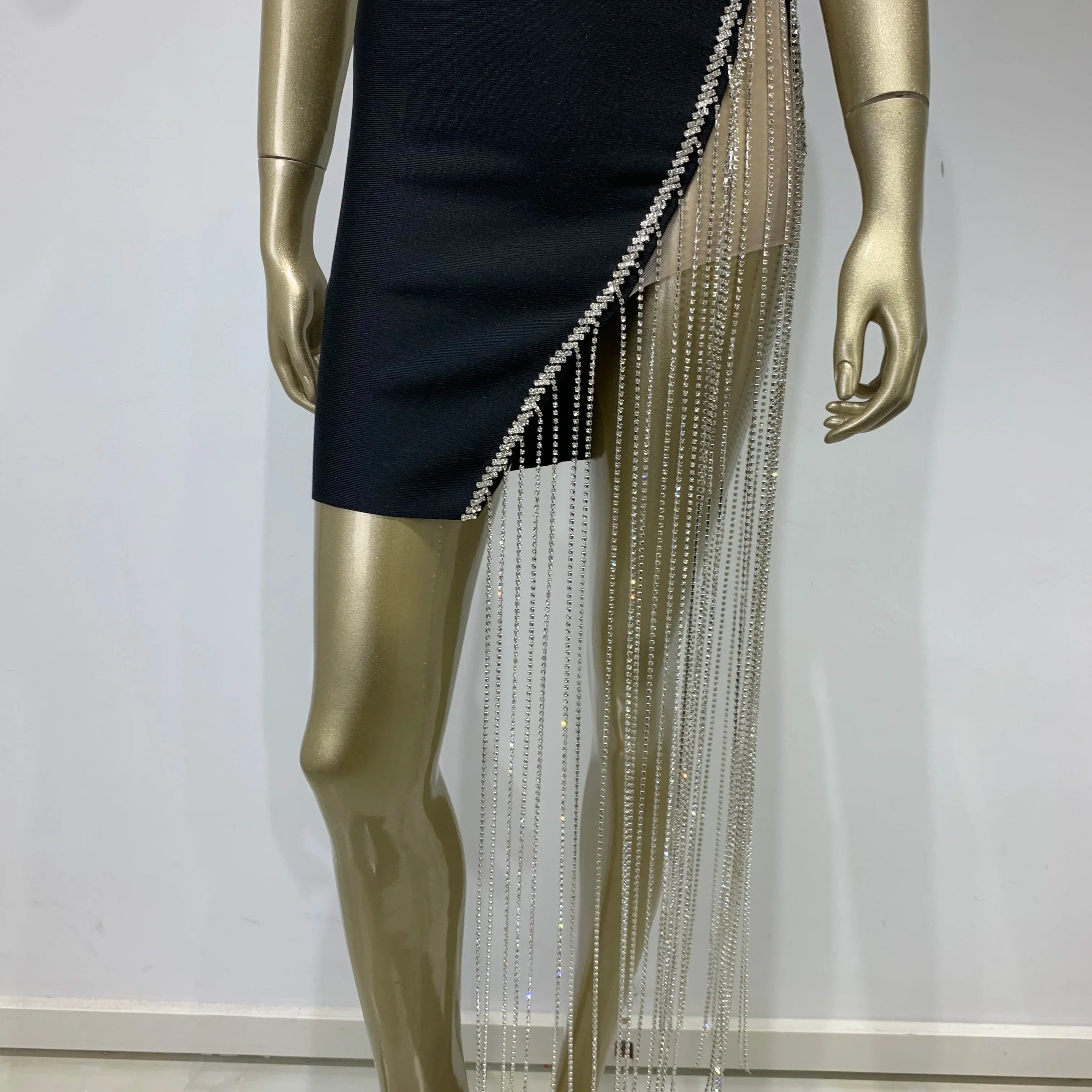 Luxury Women Summer Sexy Strapless Diamonds Crystal Black Mini Bodycon Bandage Dress Elegant Evening Club Party Dress